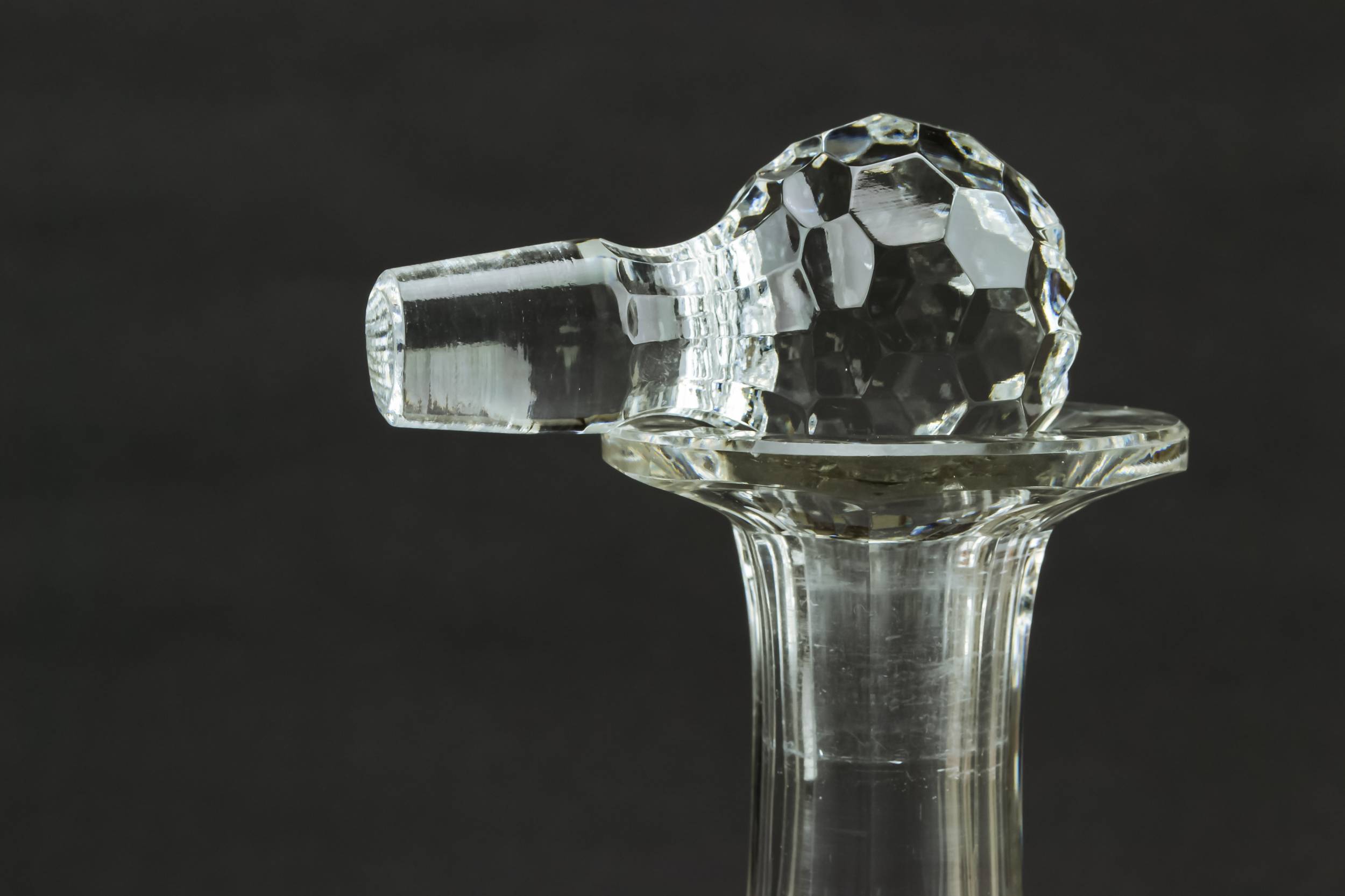 Engraved Whisky Sherry — Cut glass wine decanter 2