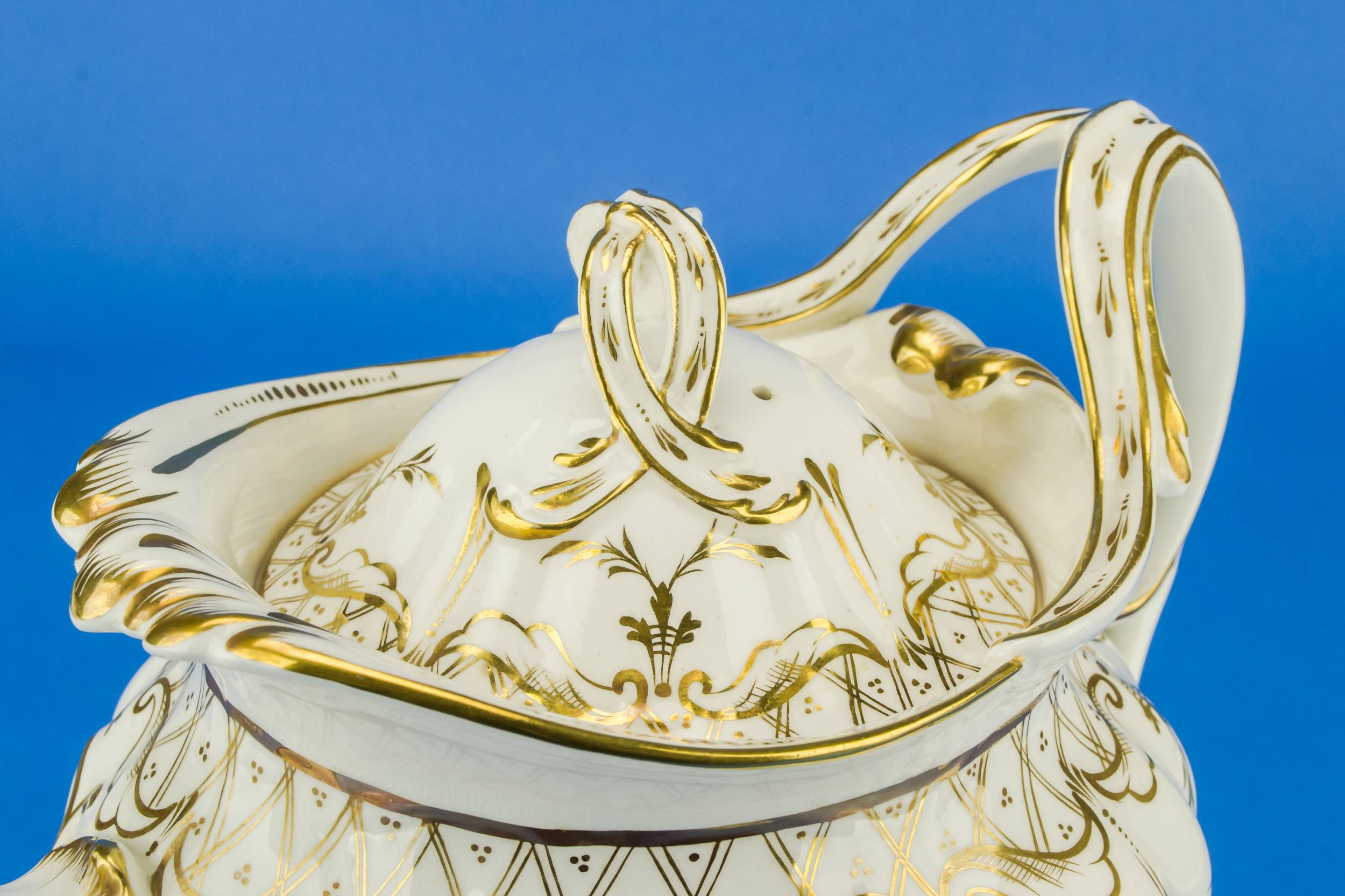 Antique Large Scrolls — Large gold and white teapot 5