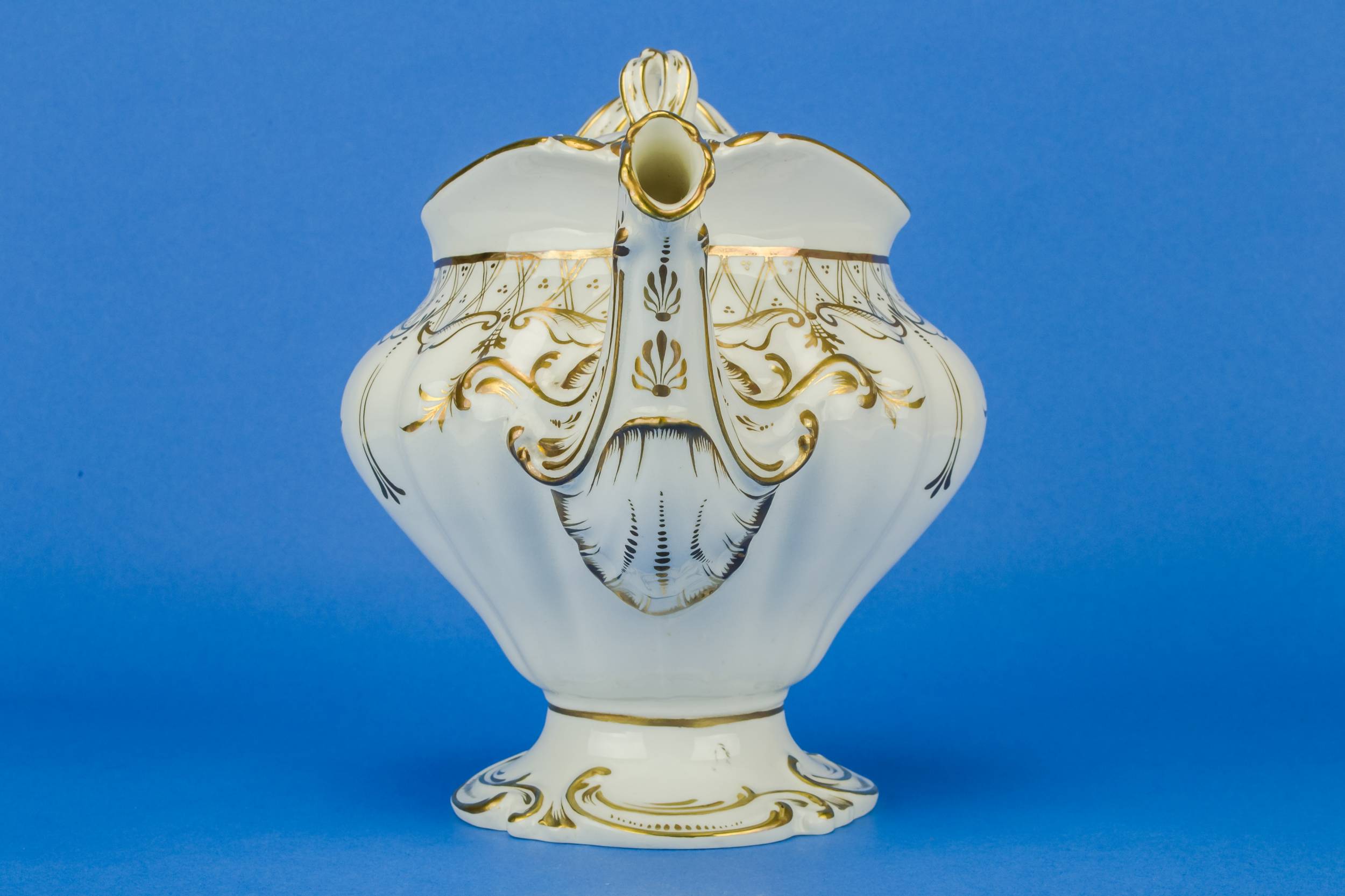 Antique Large Scrolls — Large gold and white teapot 1