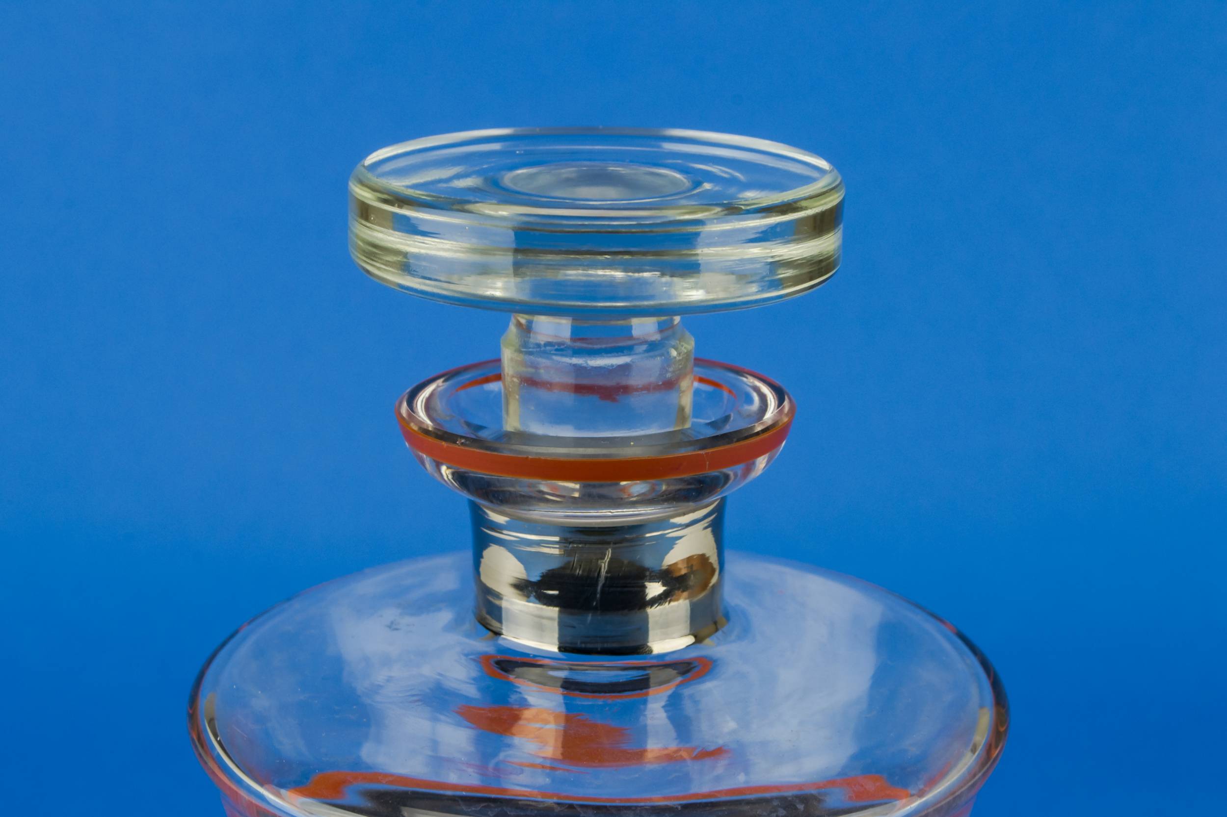 Imposing Bobbin Water — Art Deco silver decanter 1