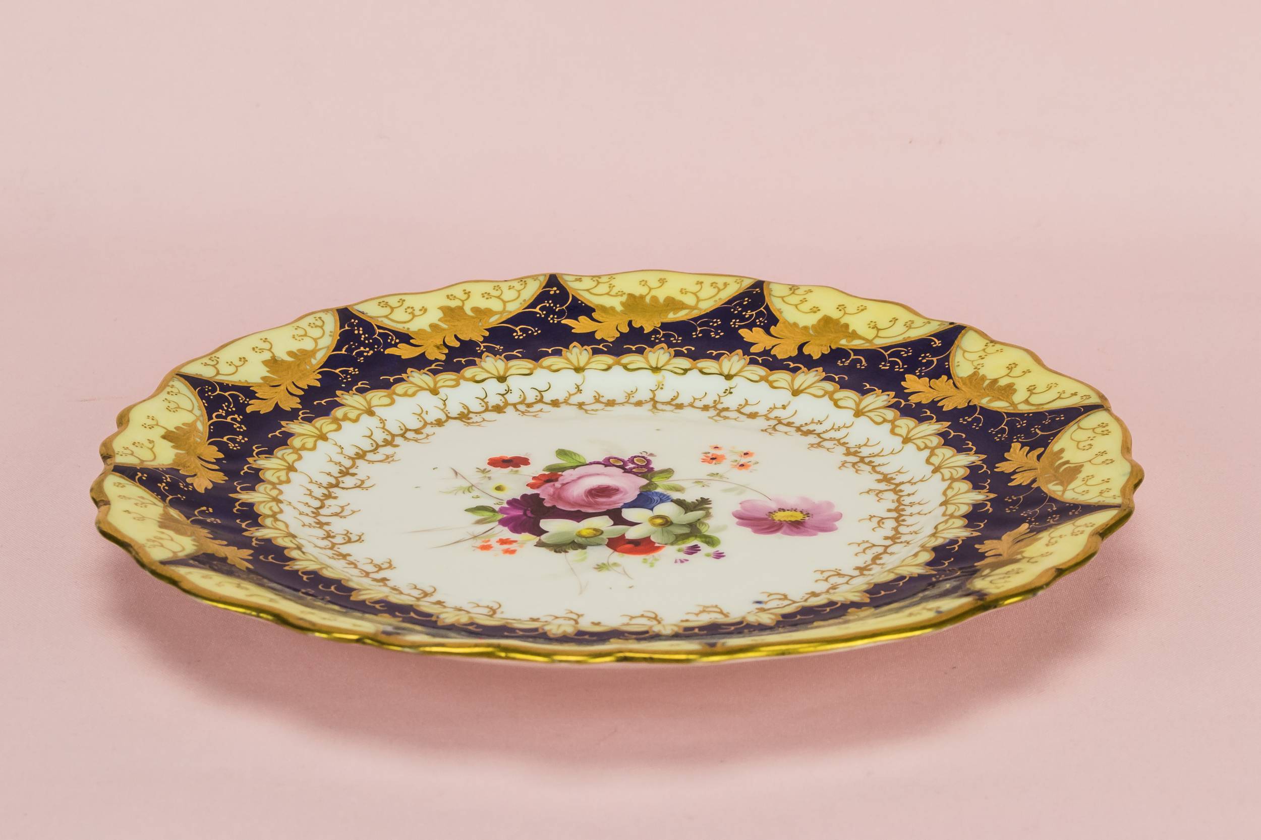Porcelain Spectacular Florlal — Floral and gold cake plate 2