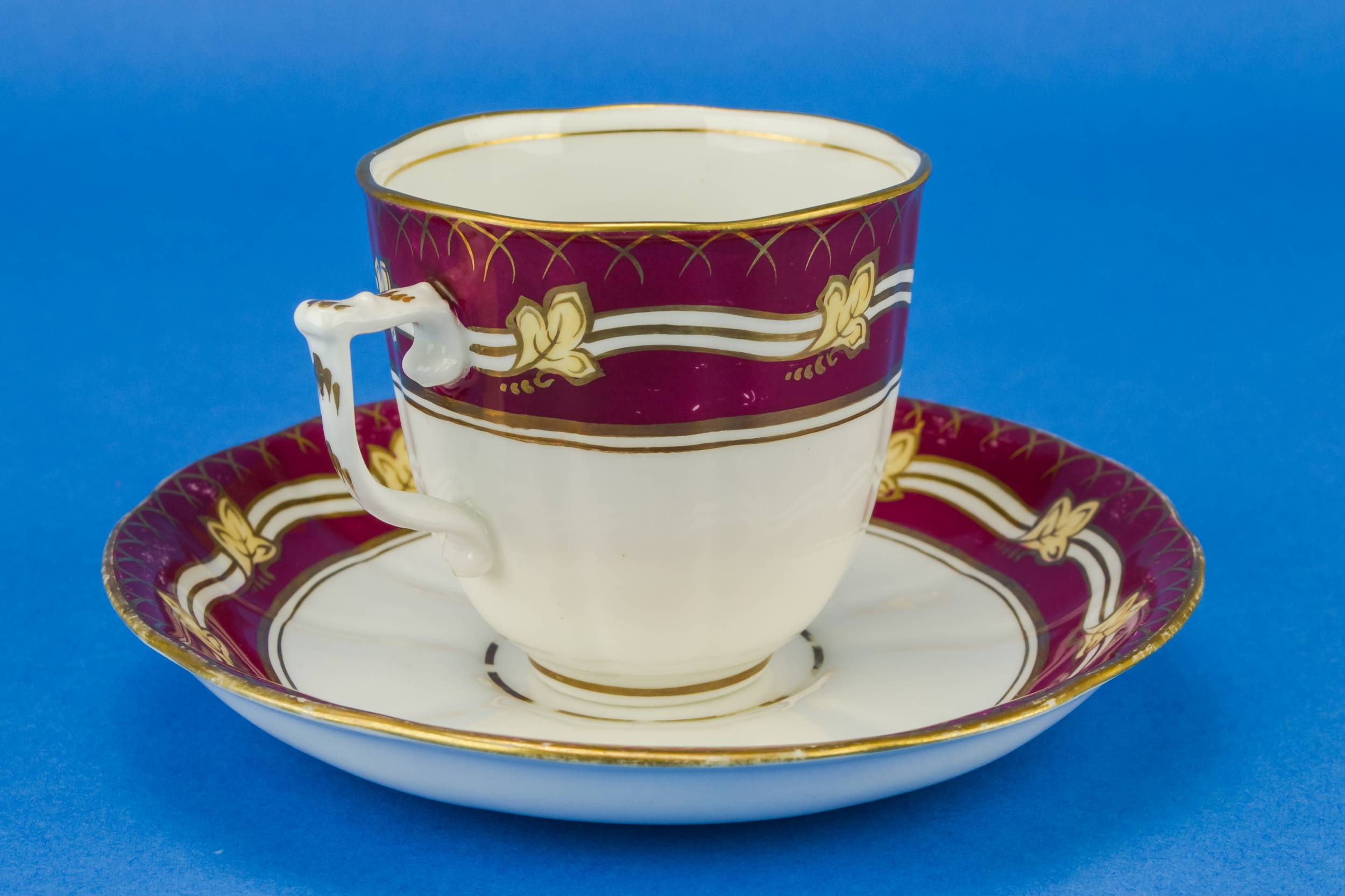 Persons Antique Porcelain — Crimson coffee set for 4 2