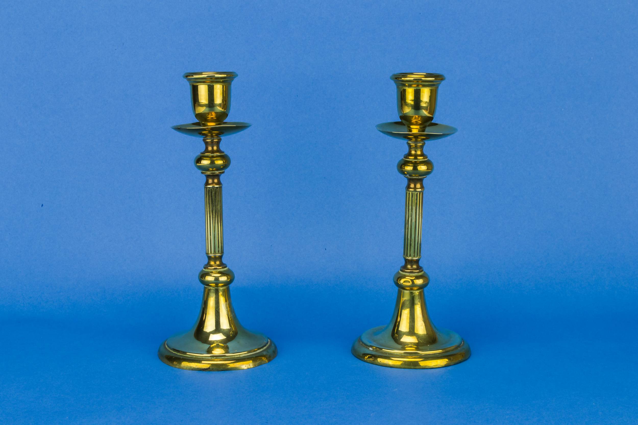 Antique Aesthetic Movement — Pair of brass candlesticks