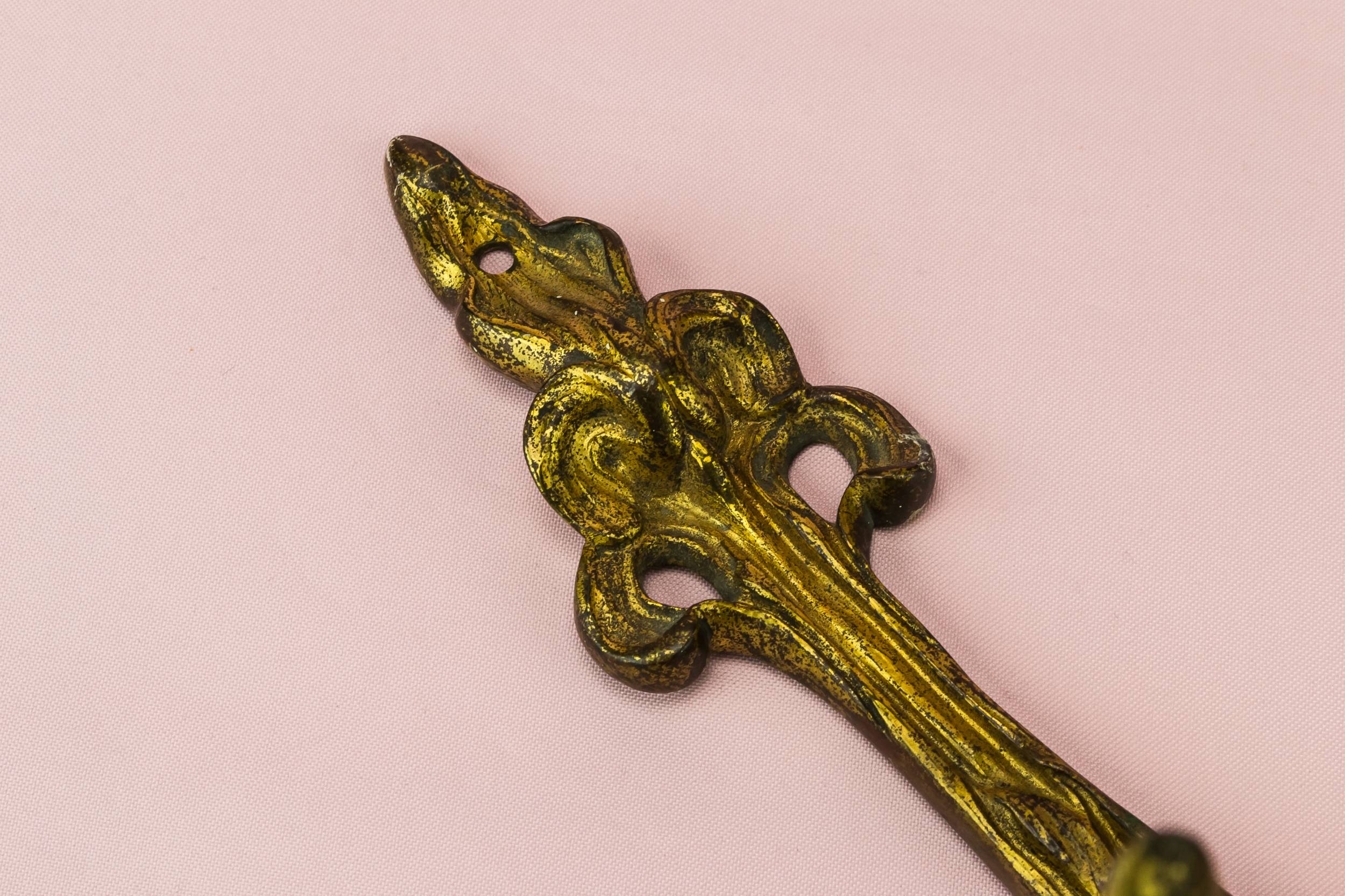 Bronze Spectacular Floral — Art Nouveau candle sconce 2