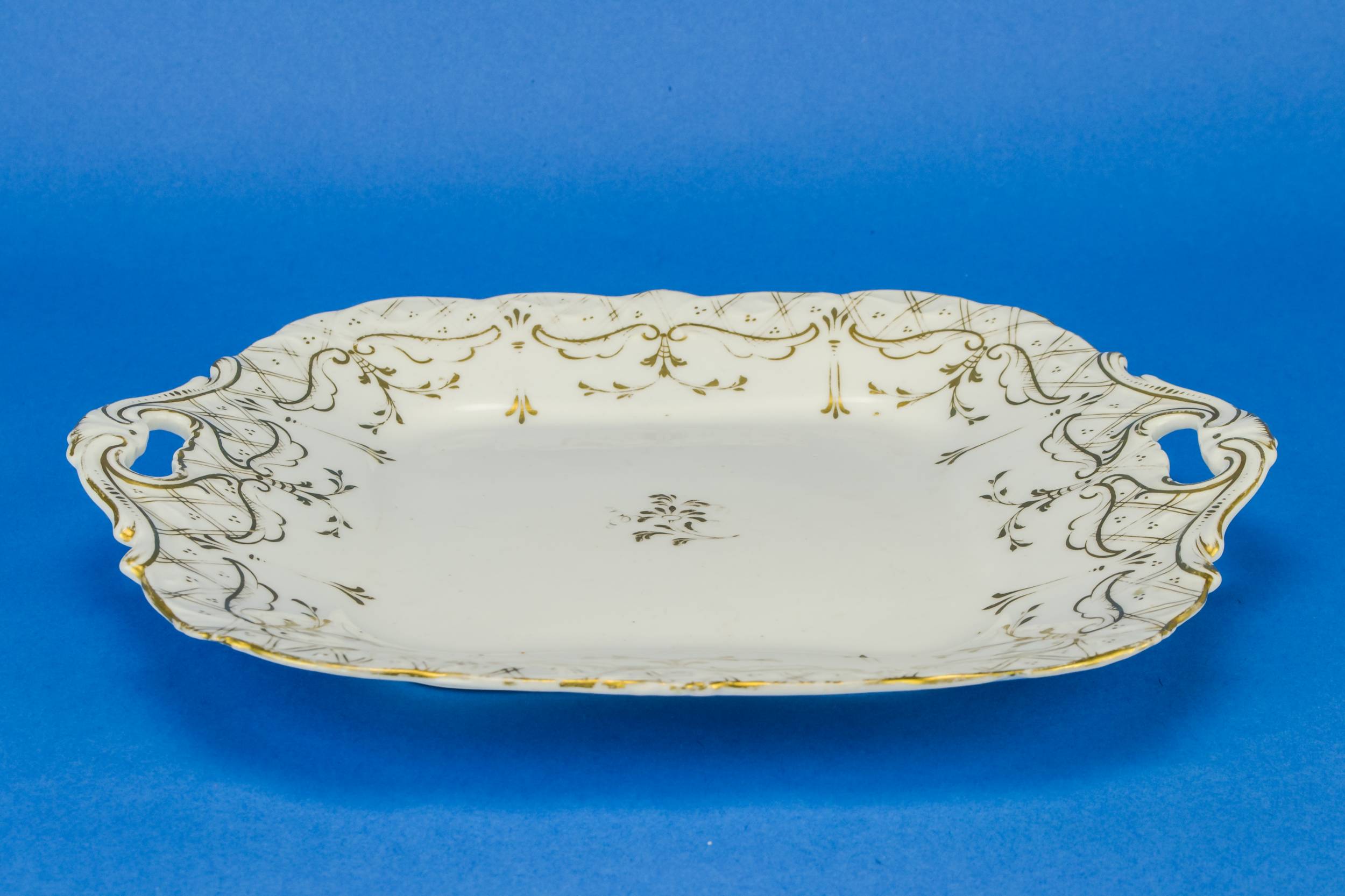 Persons Porcelain Luxurious — Gold and white tea set for 6 5