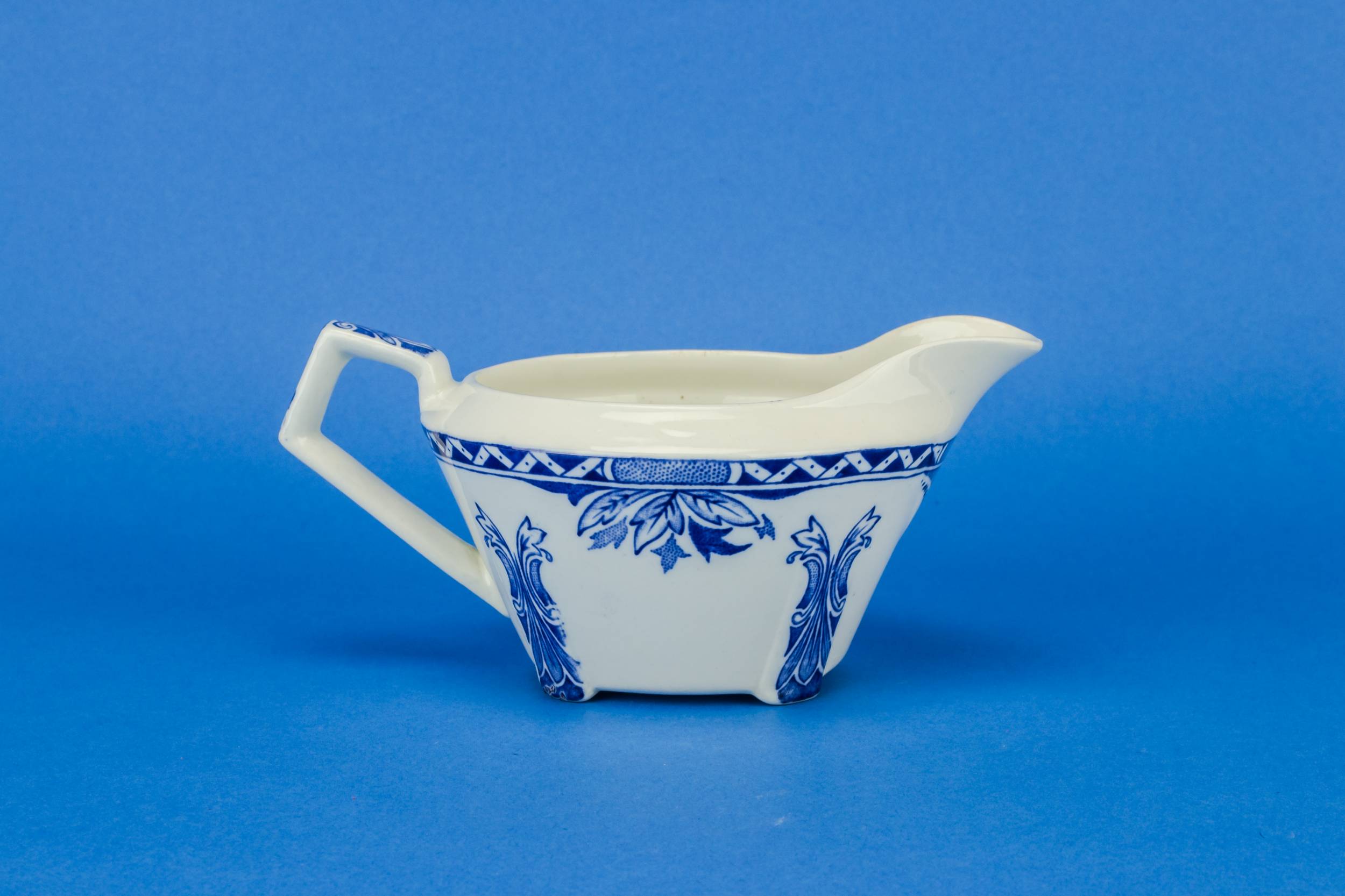Elegant Arts Crafts — Blue and white gravy boat