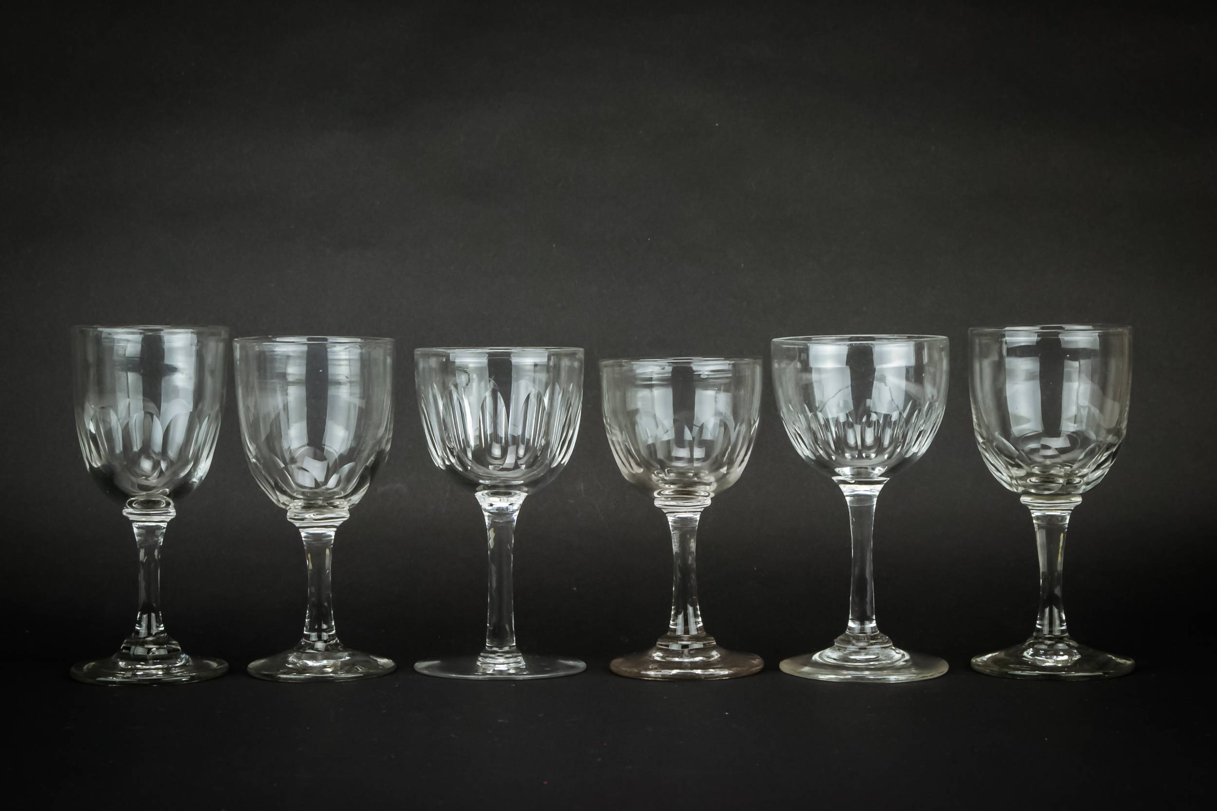 Clear Antique Panelled — 6 port and sherry glasses 4