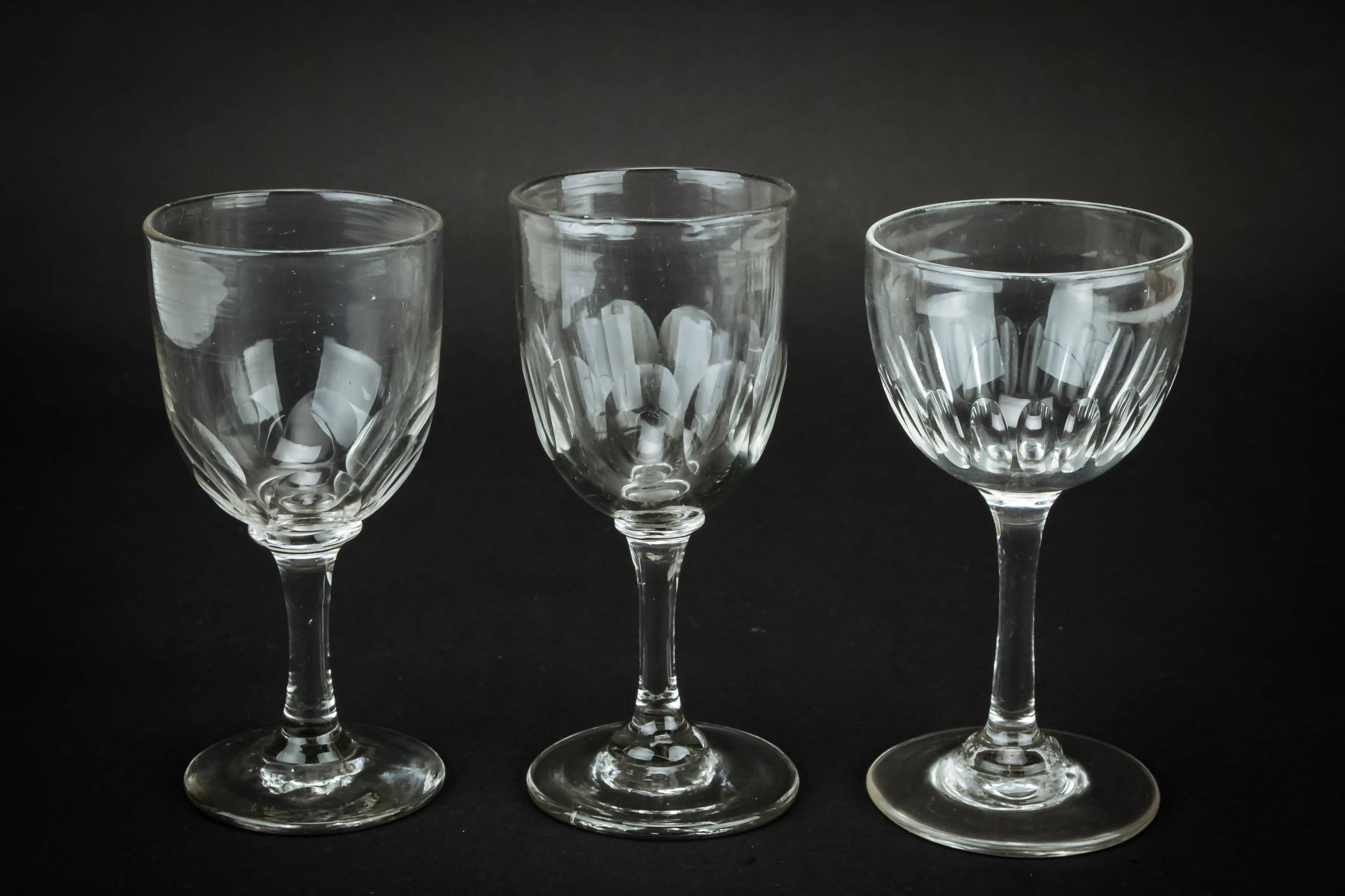 Clear Antique Panelled — 6 port and sherry glasses 2