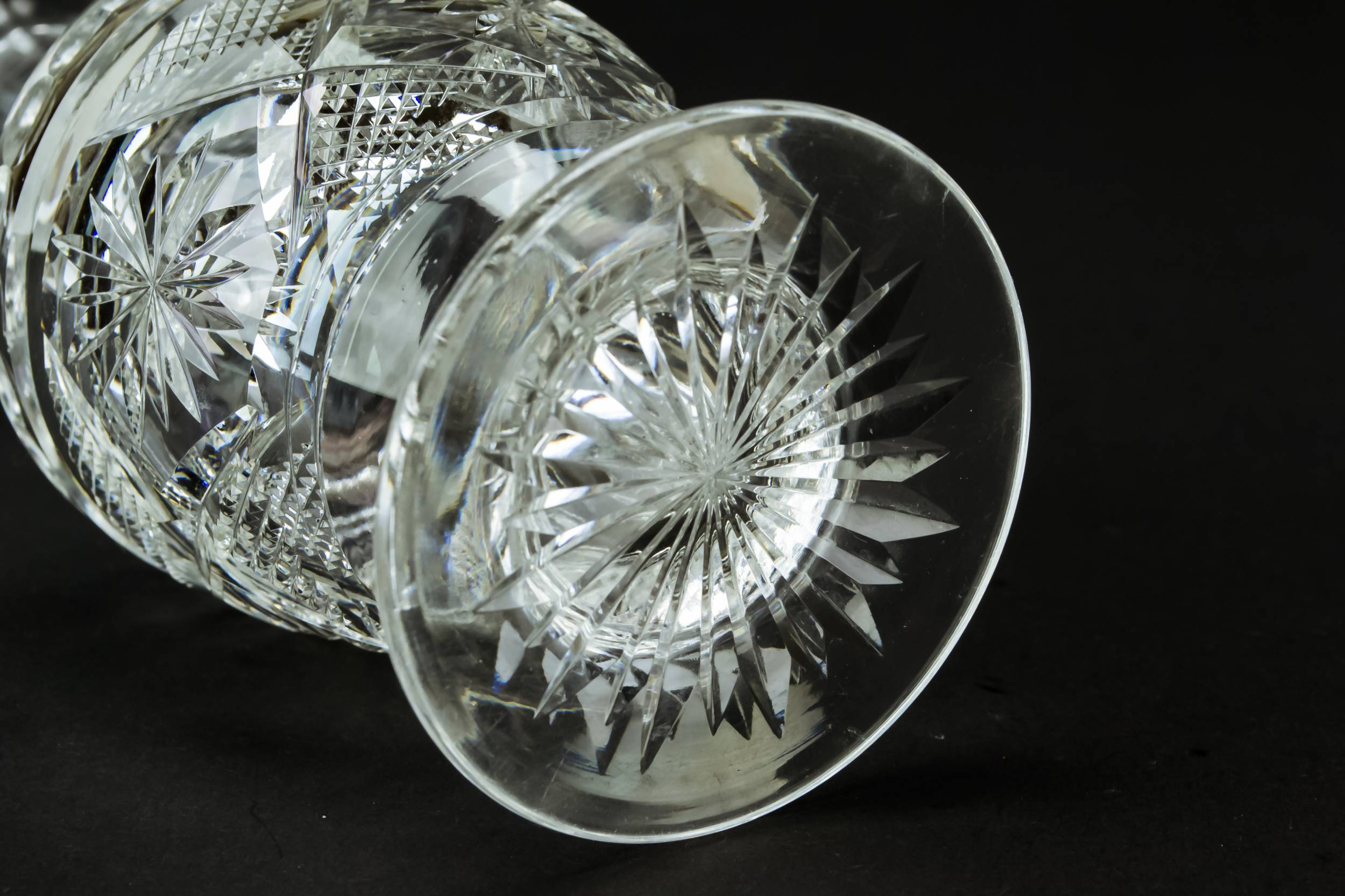 Edwardian Elegant Stars — Cut crystal oil bottle 3