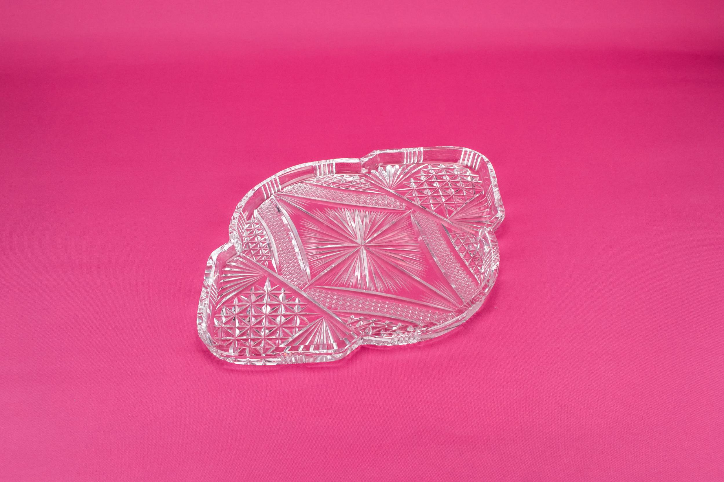 Elegant Vintage Diamond — Glass dressing table tray