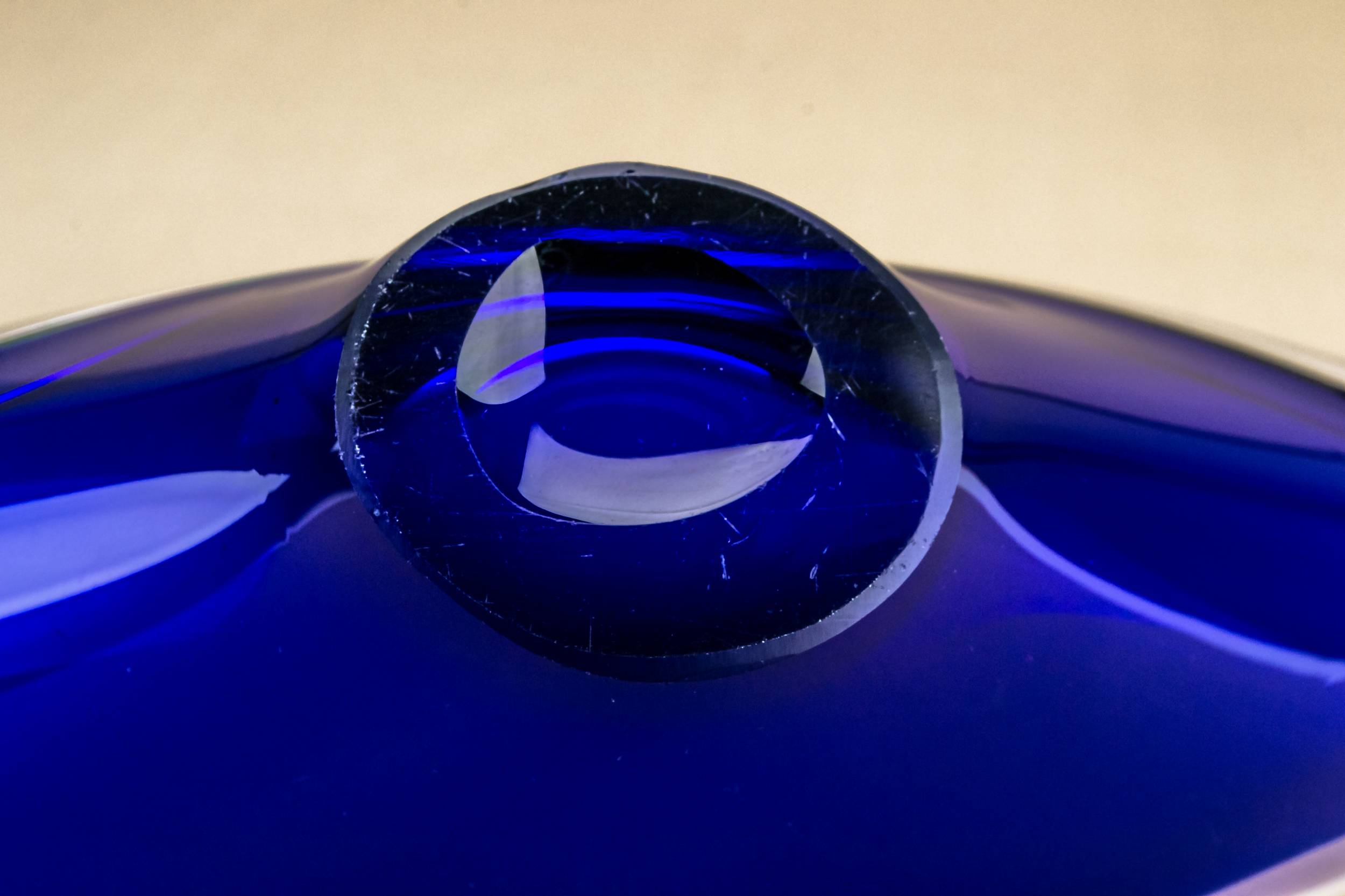 Vintage Elegant Minimalist — Blue glass decorative bowl 2