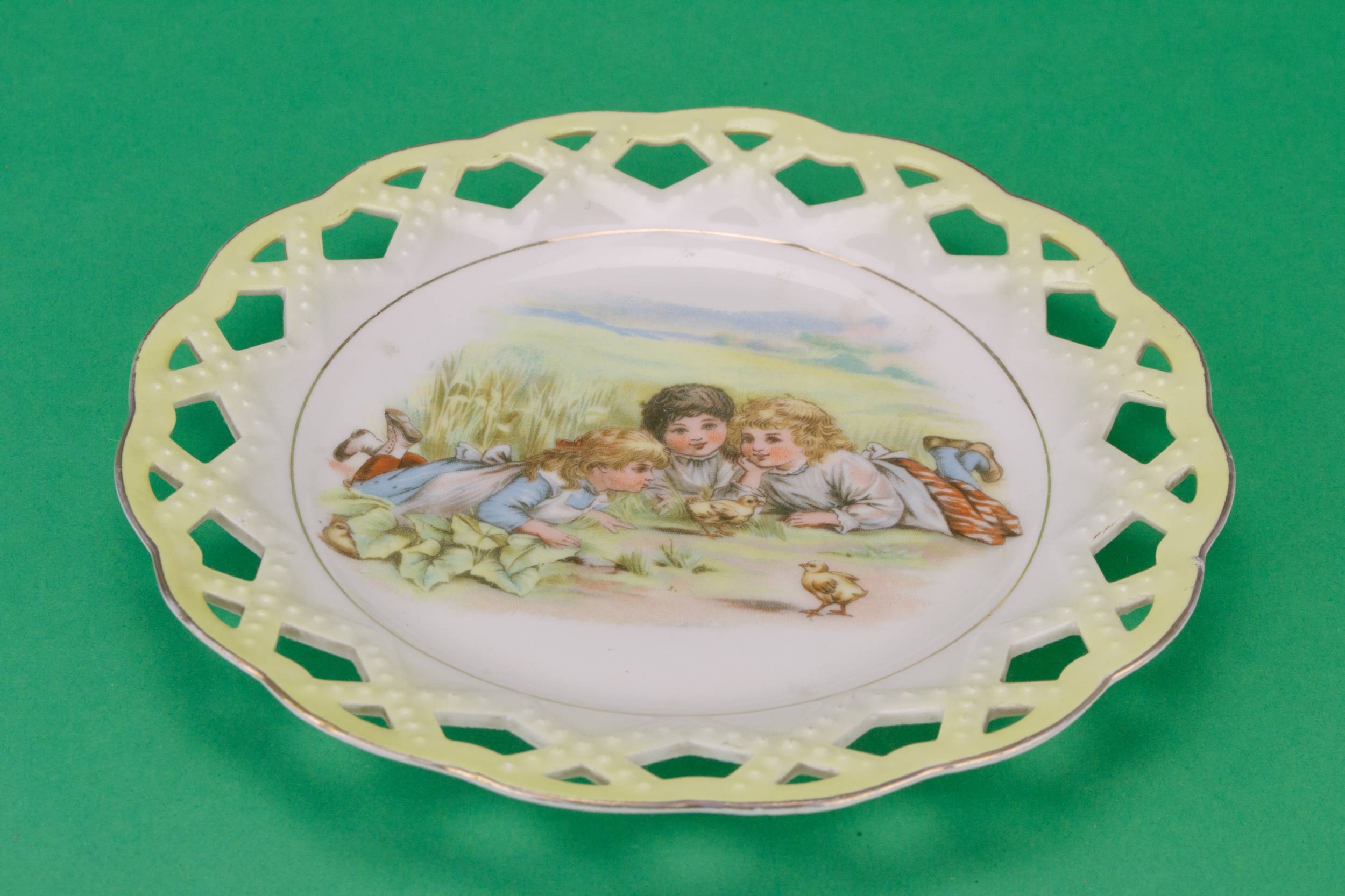 Green Porcelain Figures — 3 porcelain serving plates 3