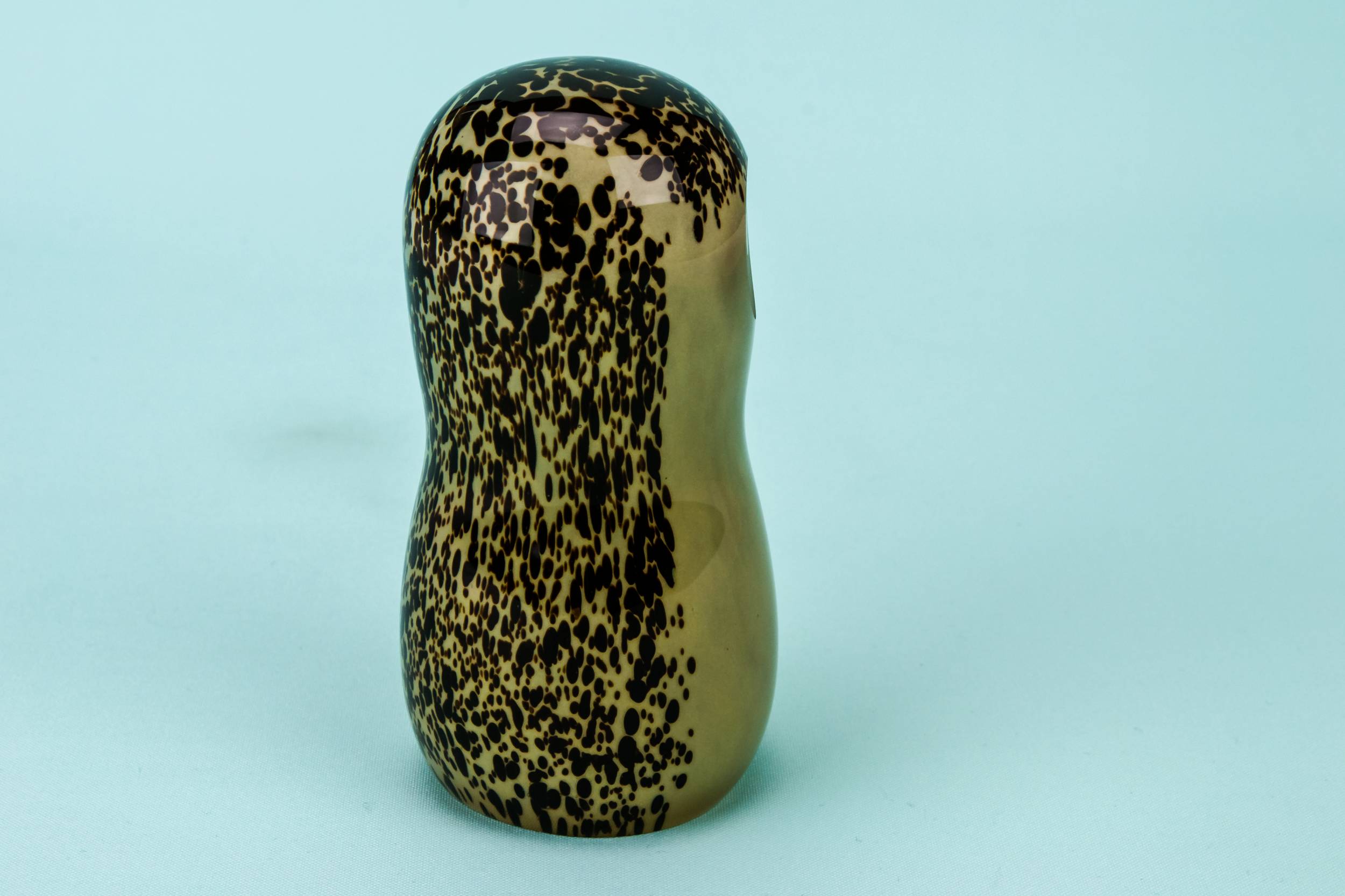 Modernist Charming Birds — Owl glass paperweight 1