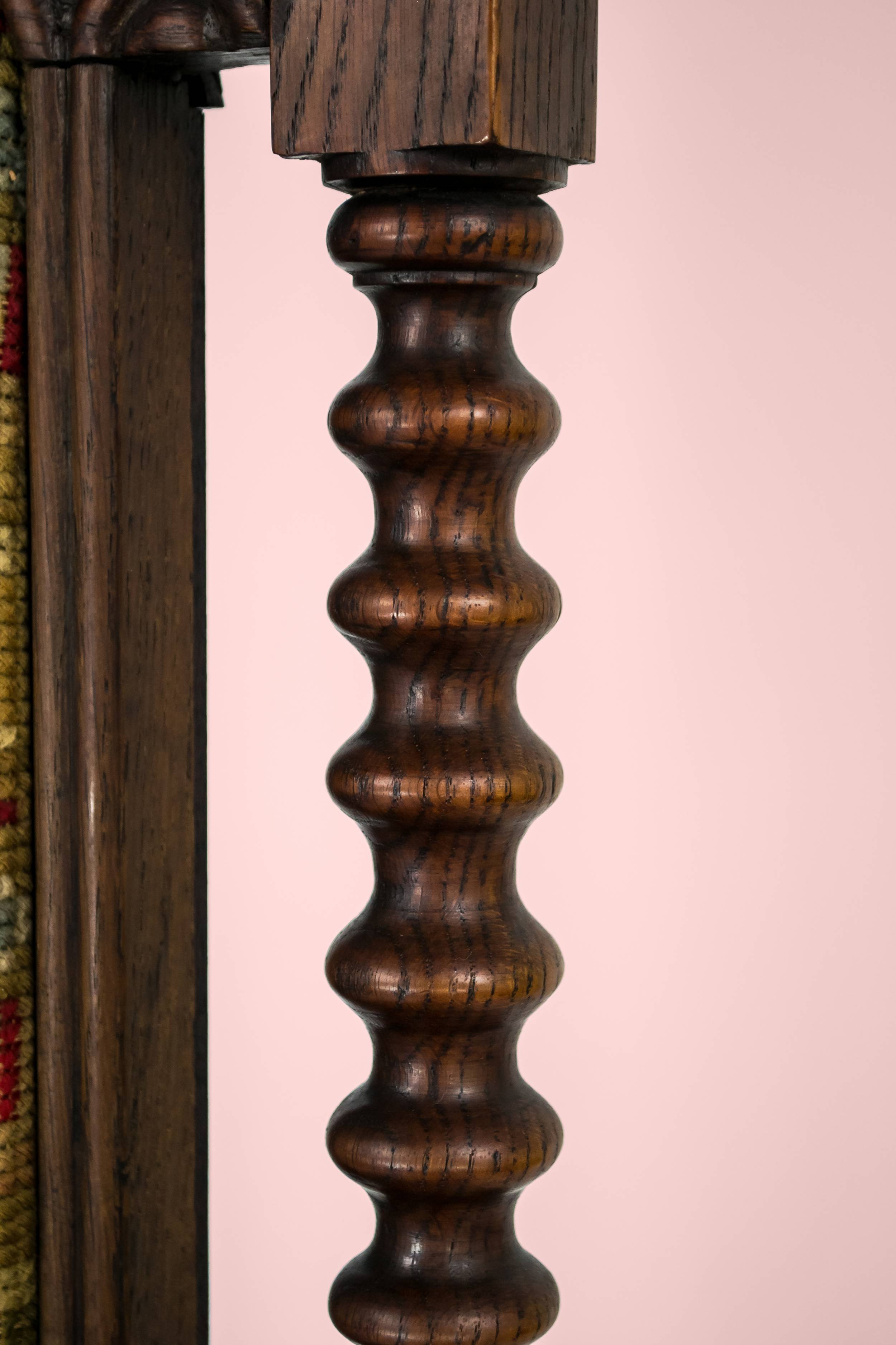 Oak Beautiful Geometric — Embroidered low chair 6
