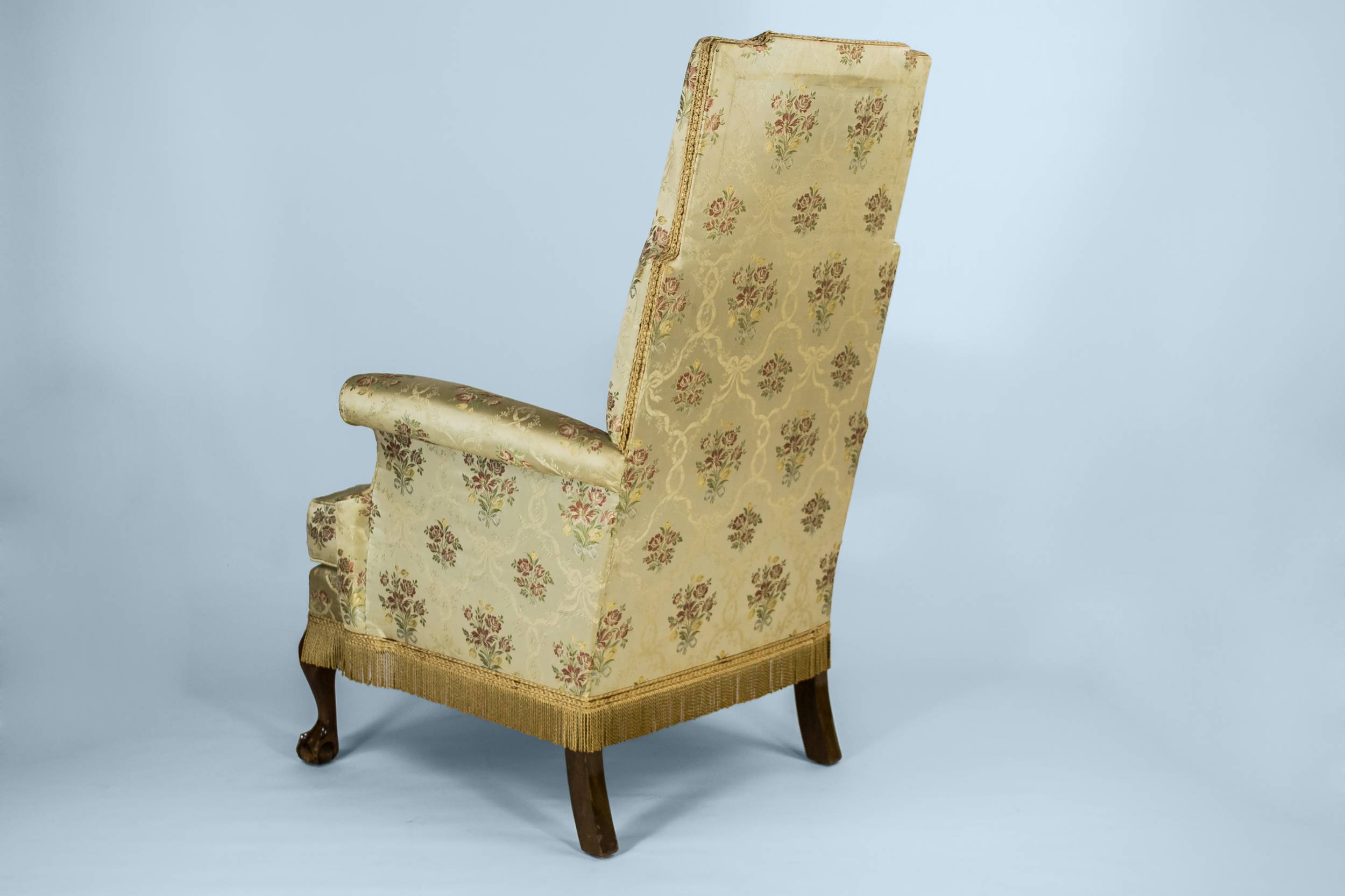 Vintage Wood Fabric — Cosy wing armchair 2