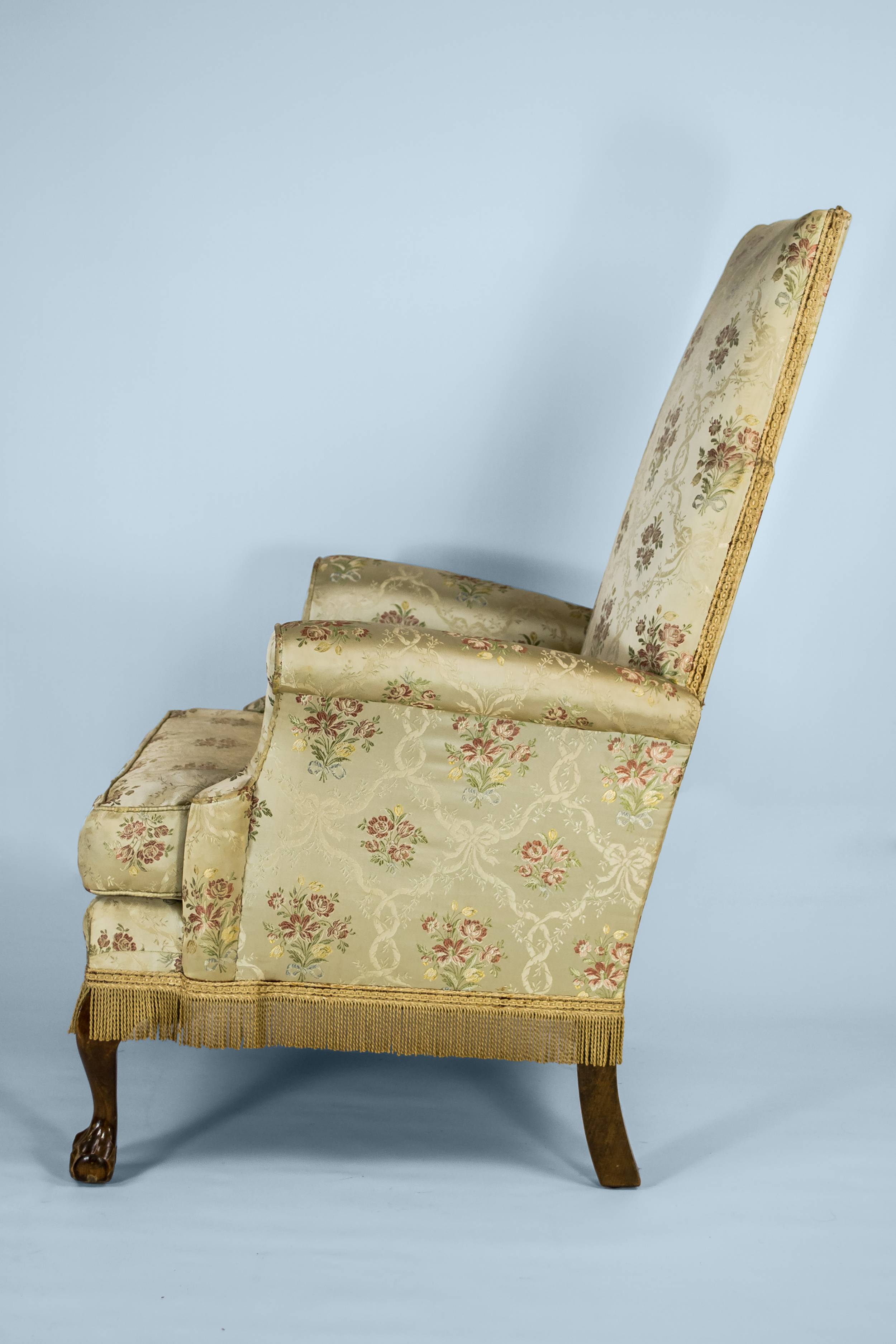 Vintage Wood Fabric — Cosy wing armchair 4