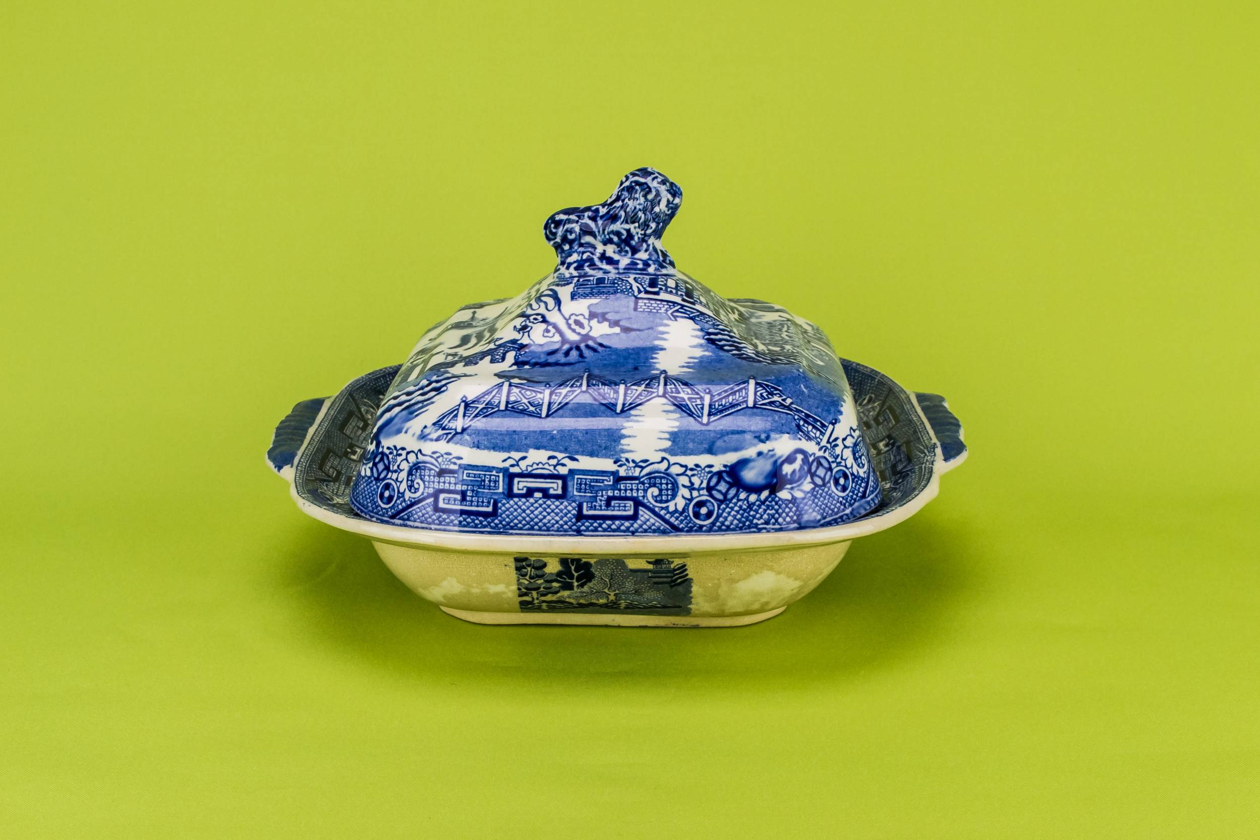 Blue and White — Blue and white lion tureen