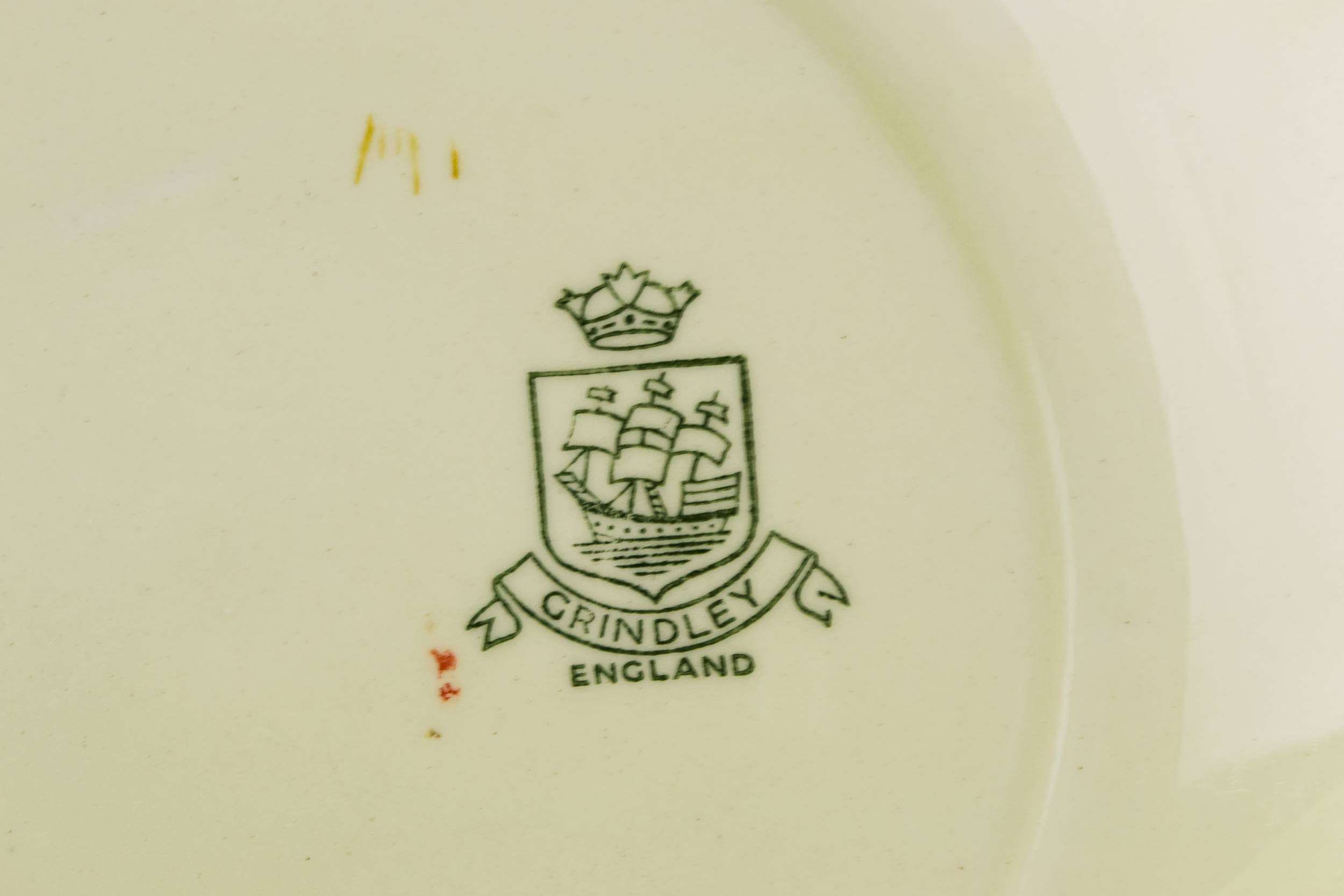 Mid-century Modern Charming — 6 small green plates 2