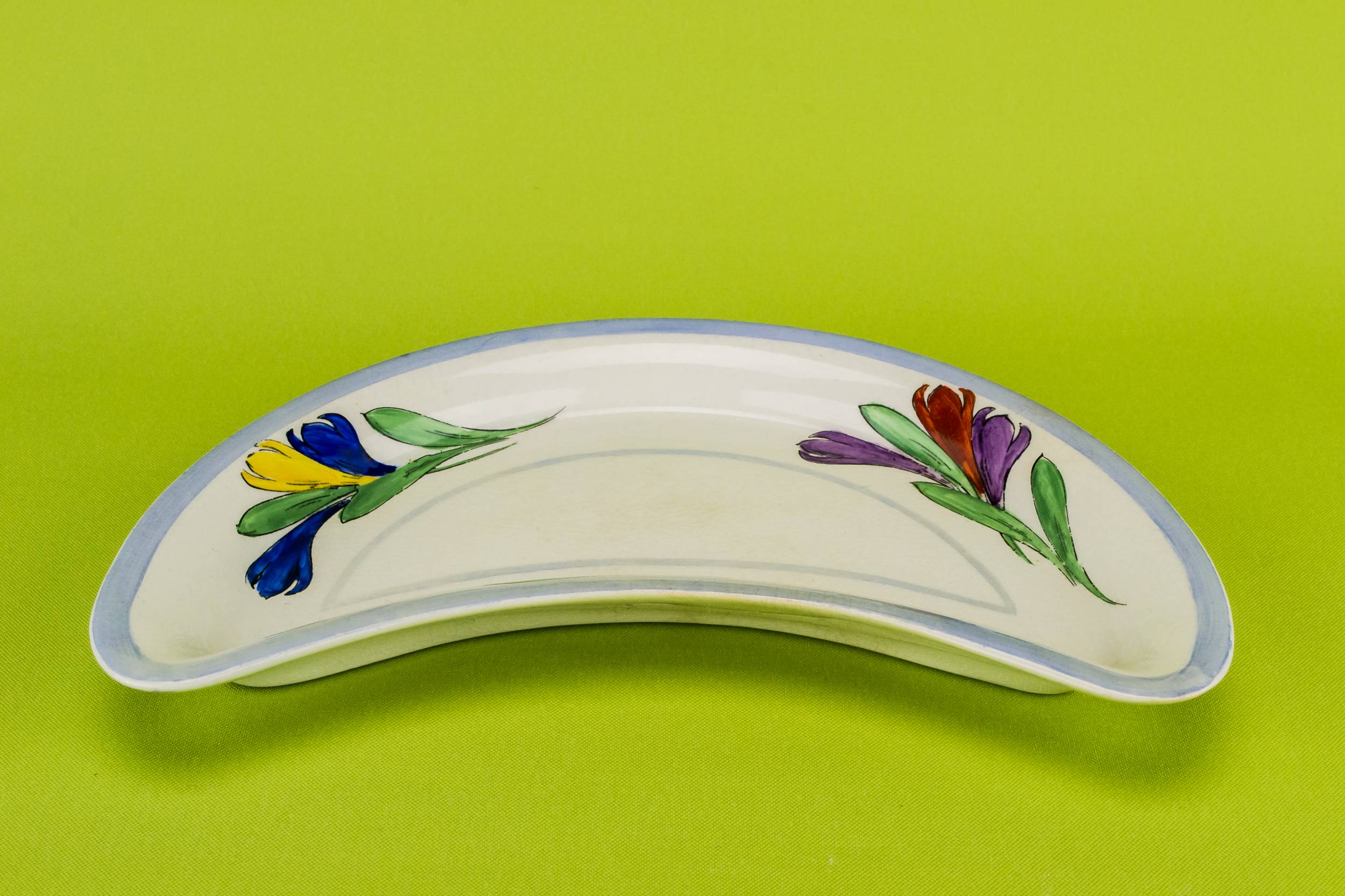 Beautiful Ceramic Floral — 6 crescent side dishes 2