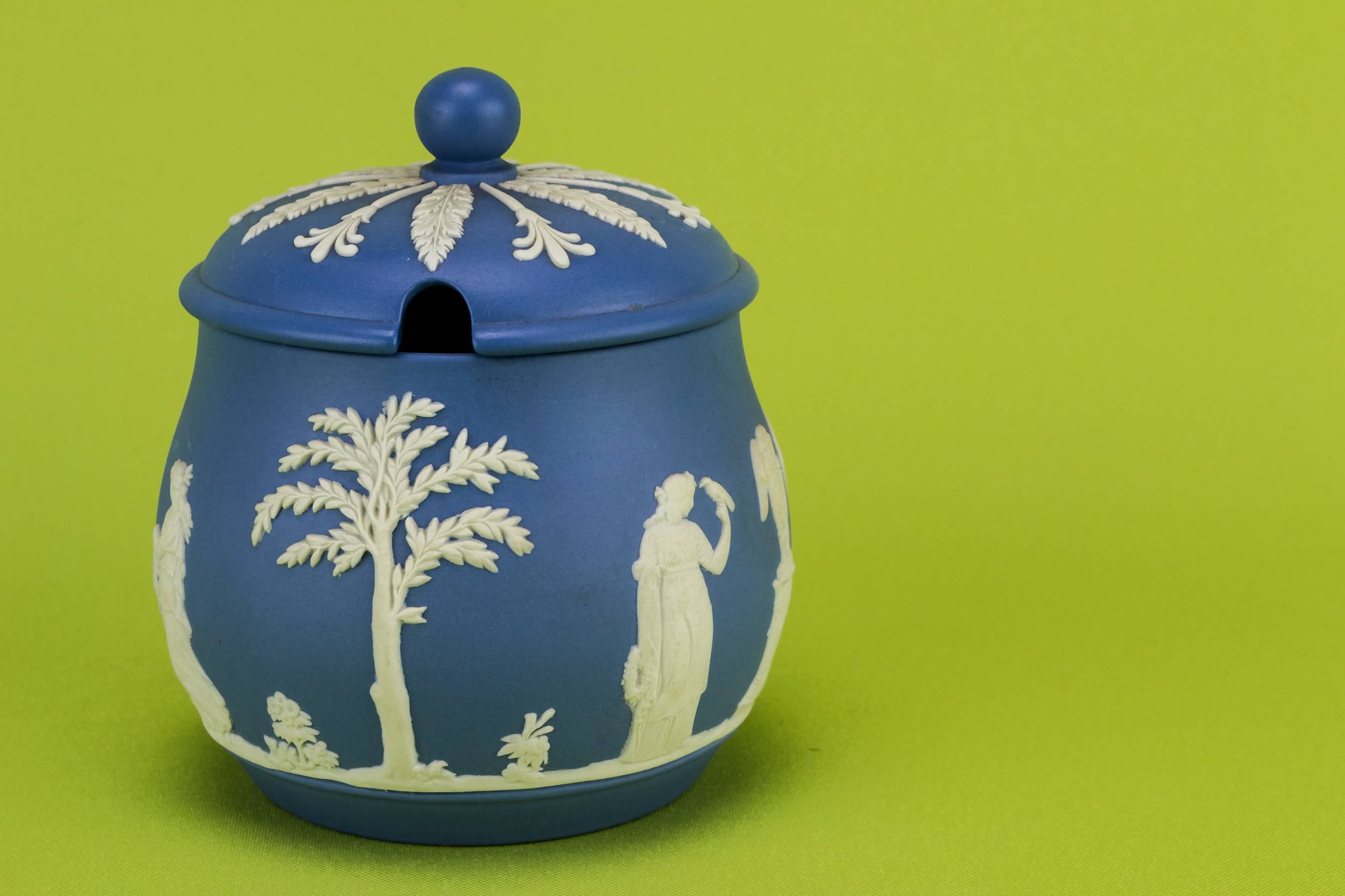 Wedgwood Jasperware Condiment — Jasperware condiment pot 1