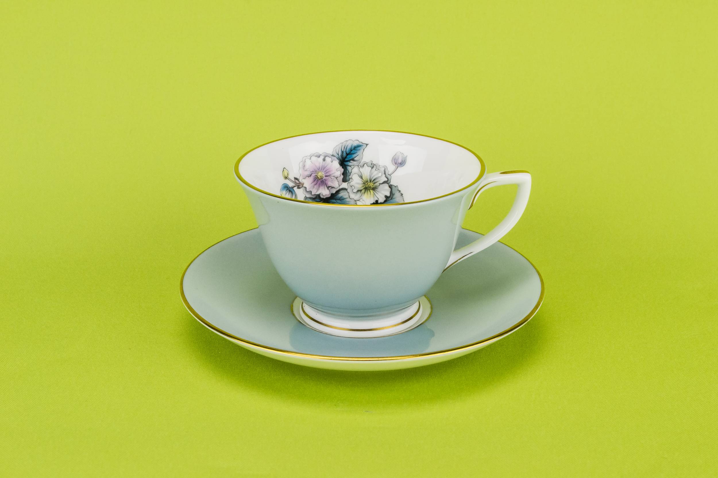 Persons Luxurious Vintage — Pale blue tea set for 6