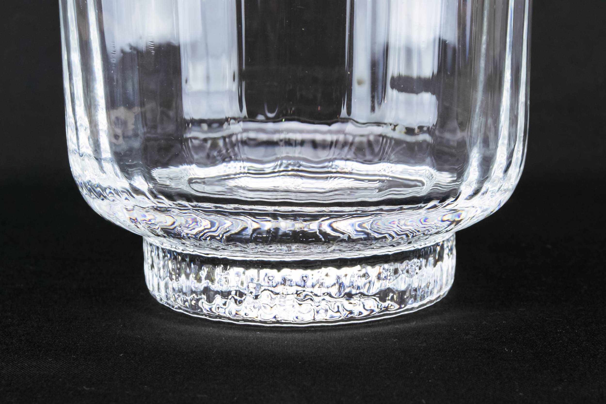 Vintage Elegant WINE — Glass wine bottle cooler 1