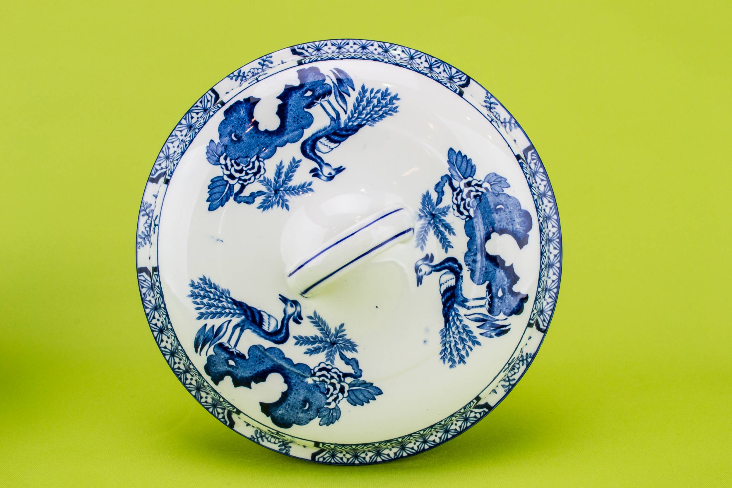 Antique Elegant TUREEN — Vegetable serving bowl 1
