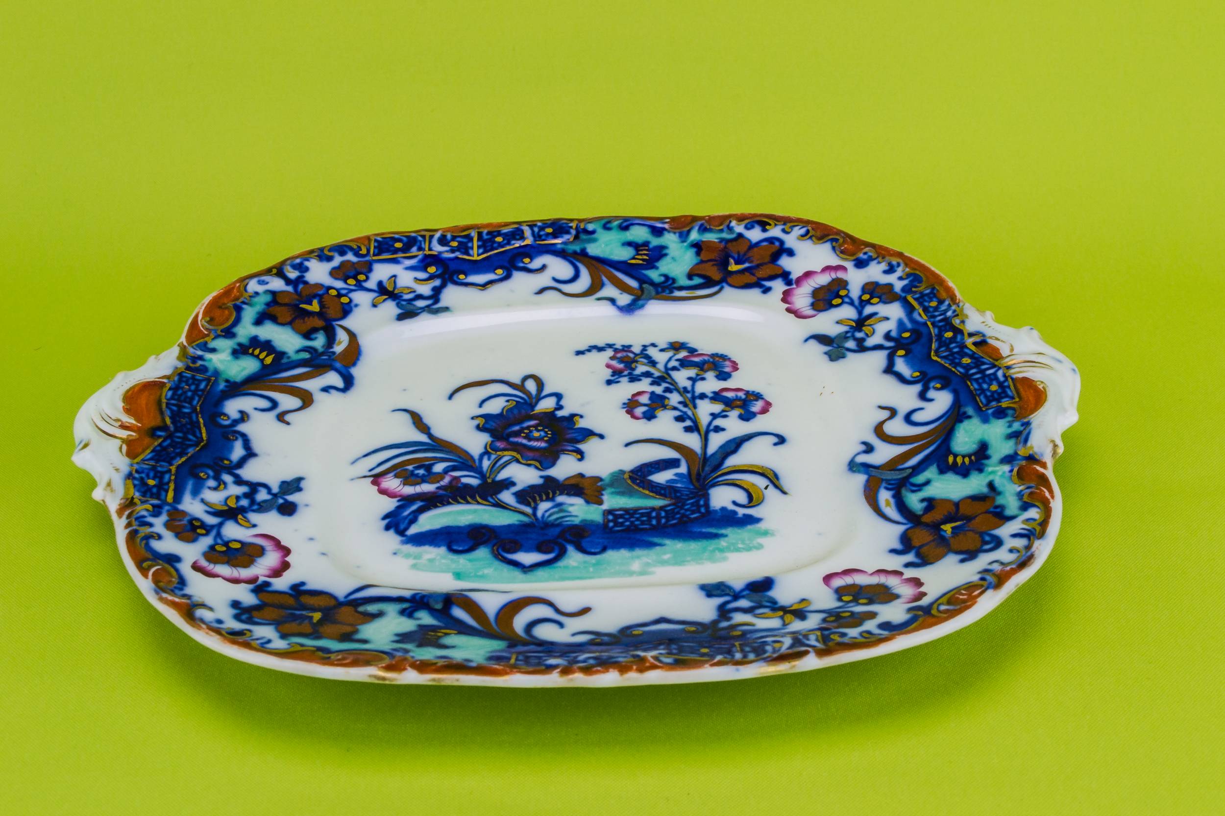 High Victorian Porcelain — Colourful serving dish 2