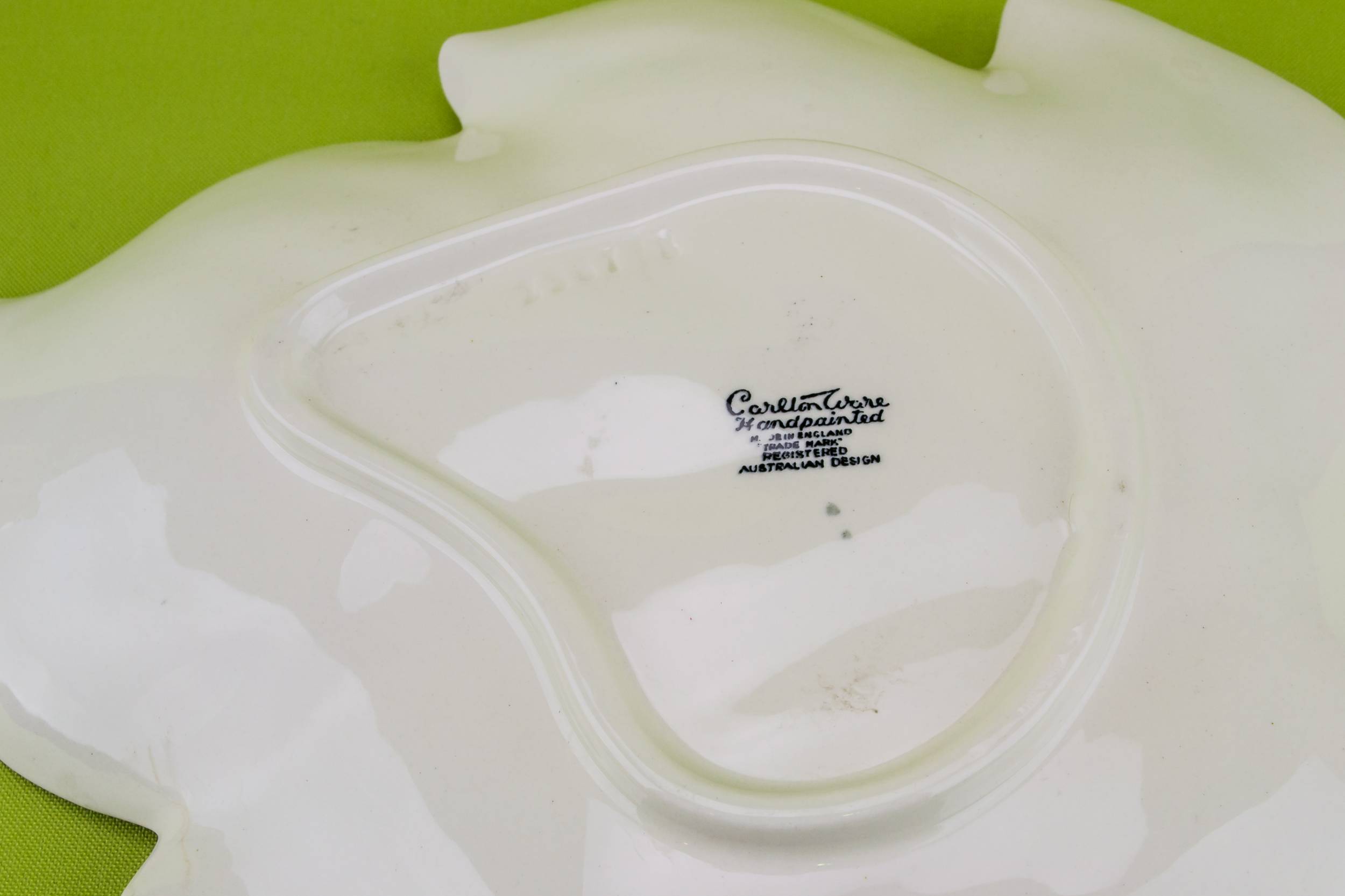 Mid-century Modern Elegant — Small serving leaf plate 2