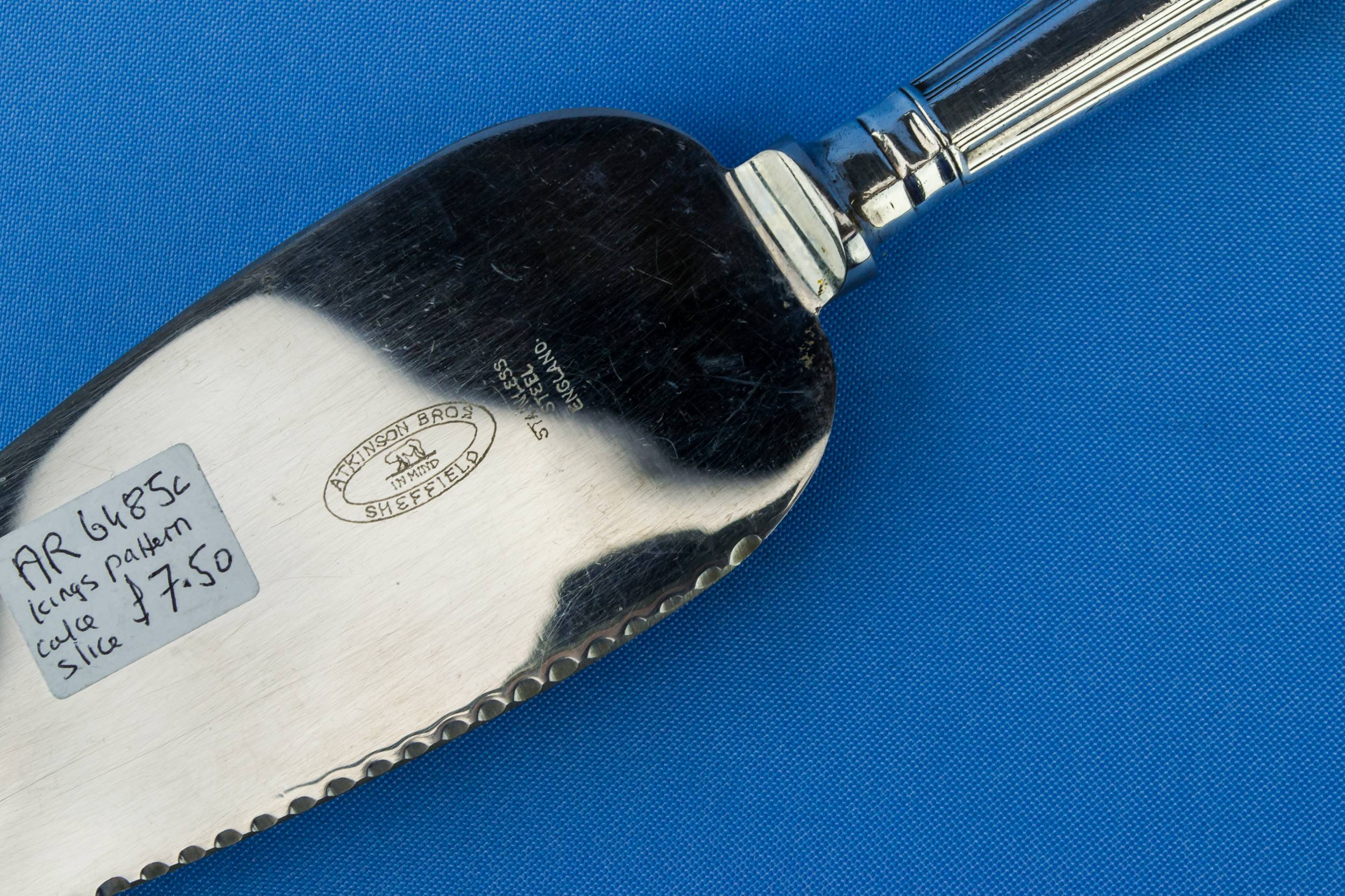 Medium Vintage Neo-classical — Cake serving knife 2