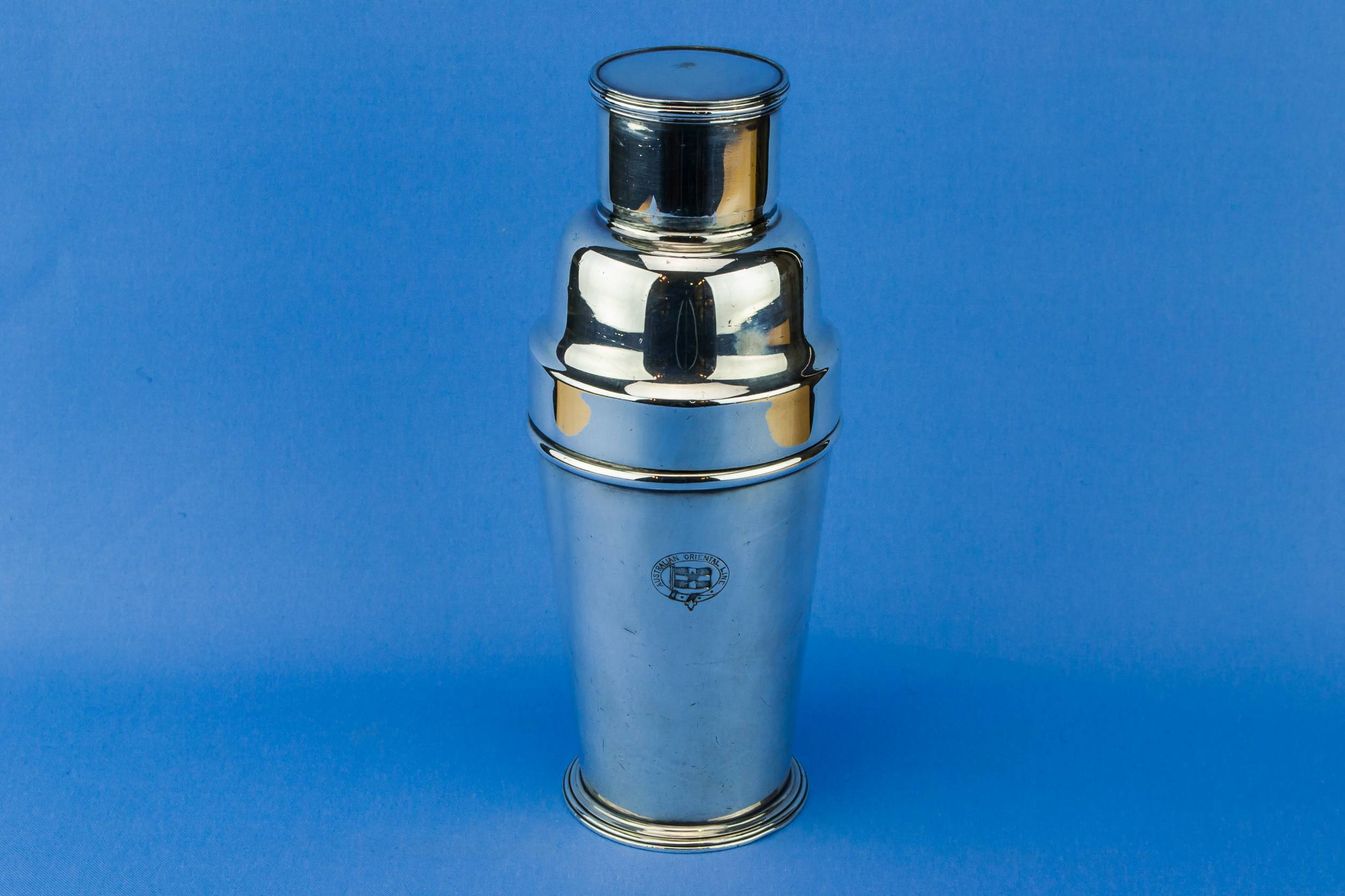 Vintage Medium Minimalist — Cruse ship cocktail shaker
