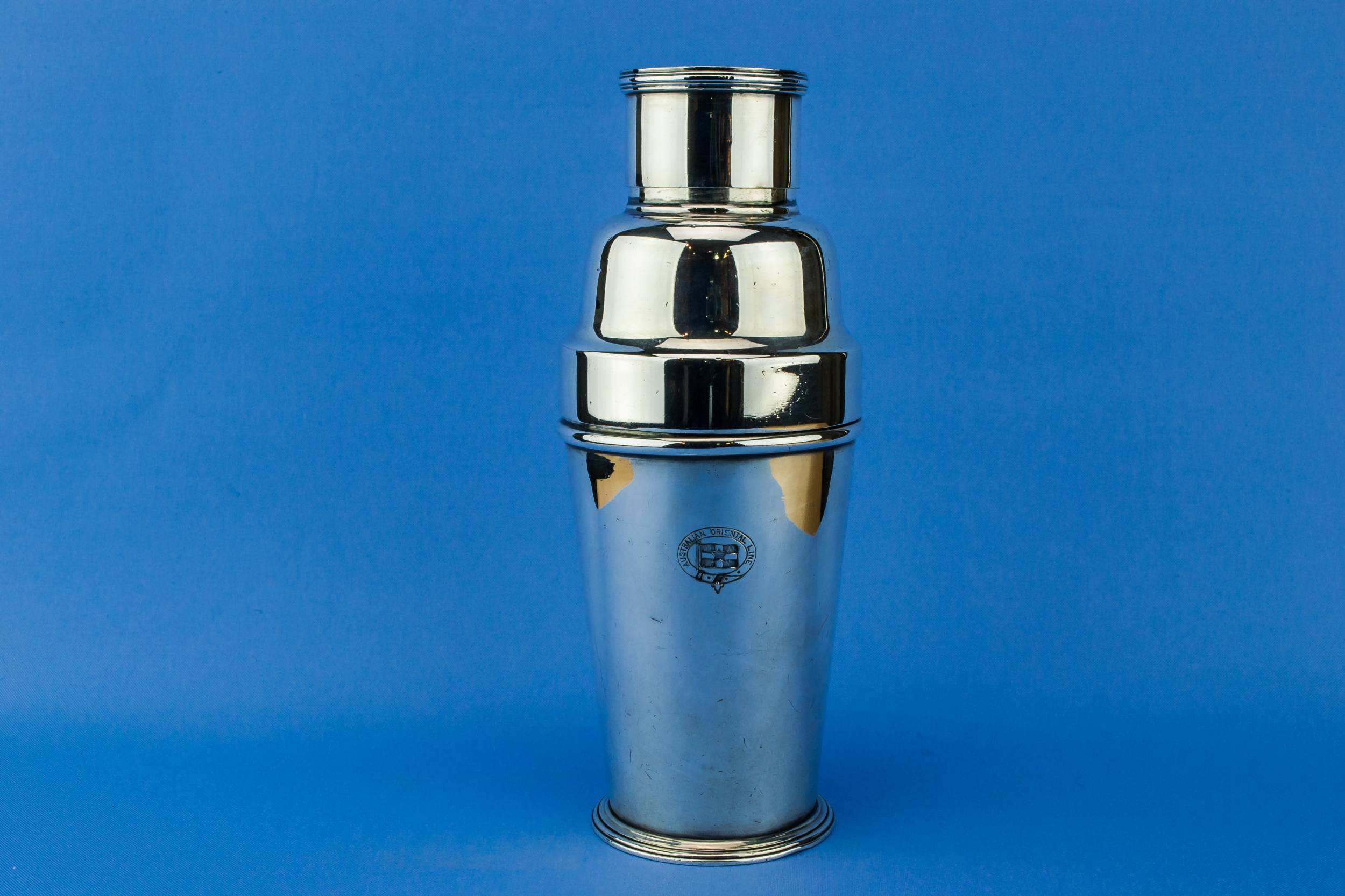 Vintage Medium Minimalist — Cruse ship cocktail shaker 1