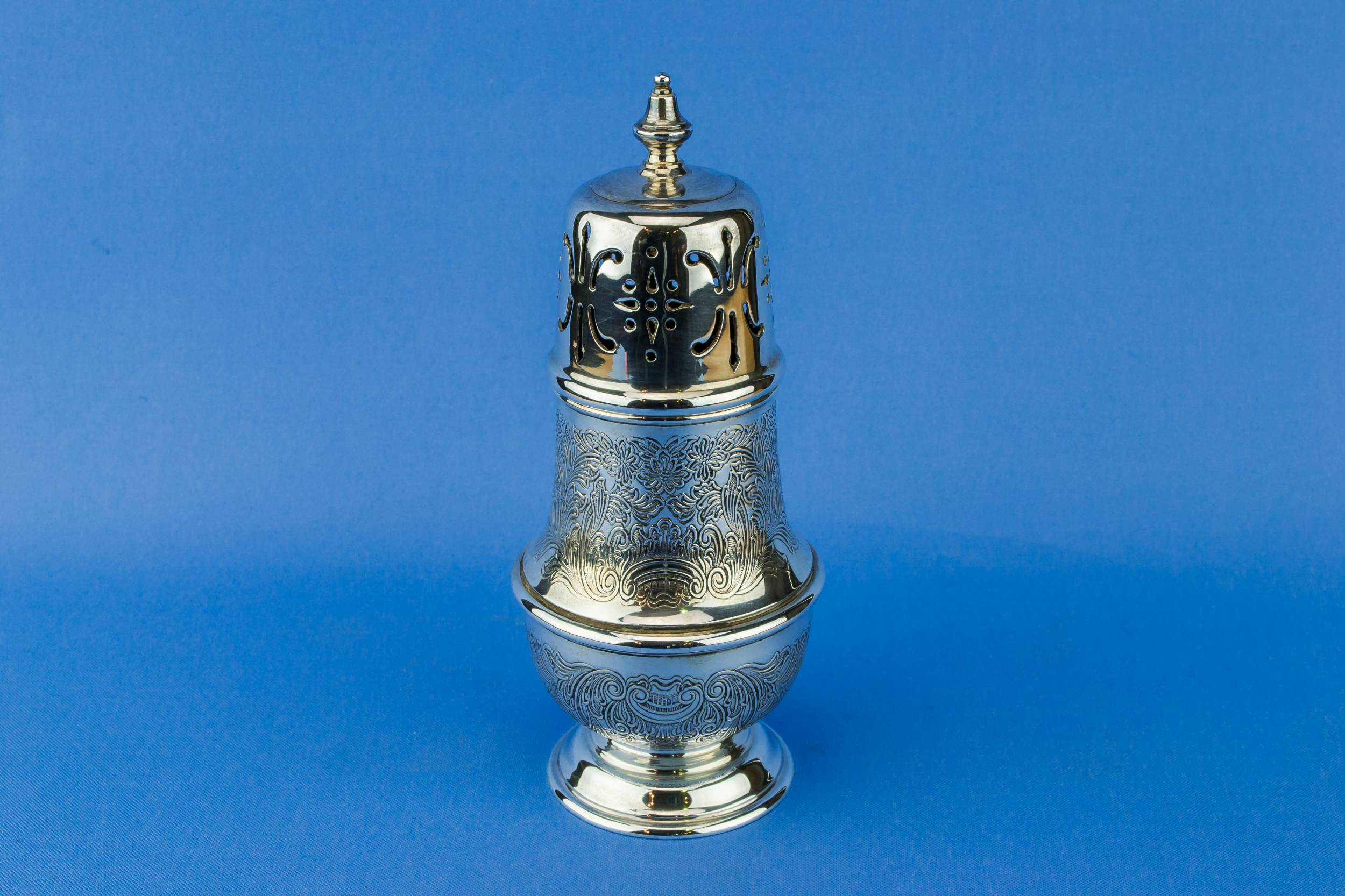 Classical Vintage Floral — Silver plated sugar caster
