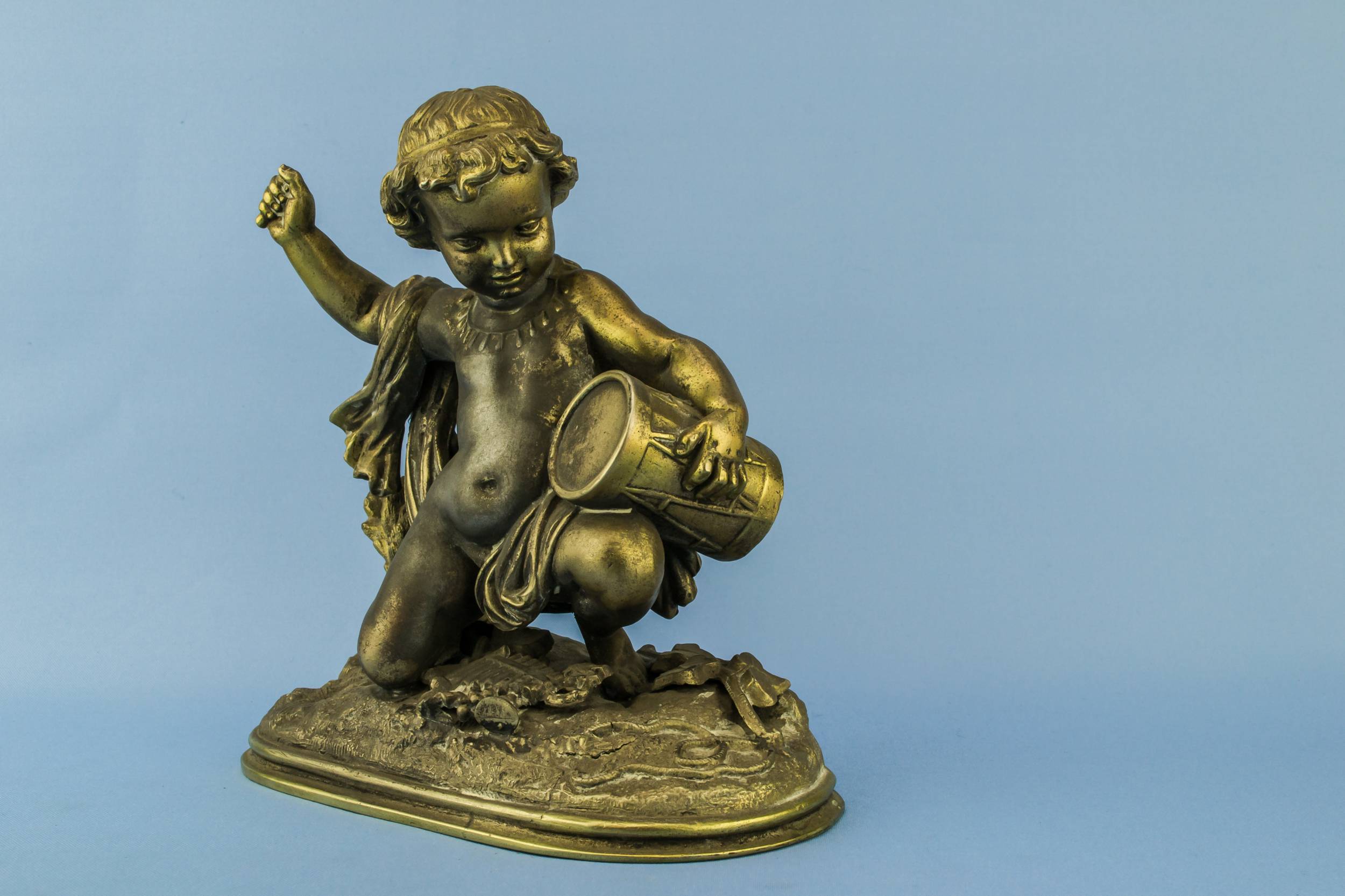 Antique Victorian SCULPTURE — Bronze sculpture of a baby 1