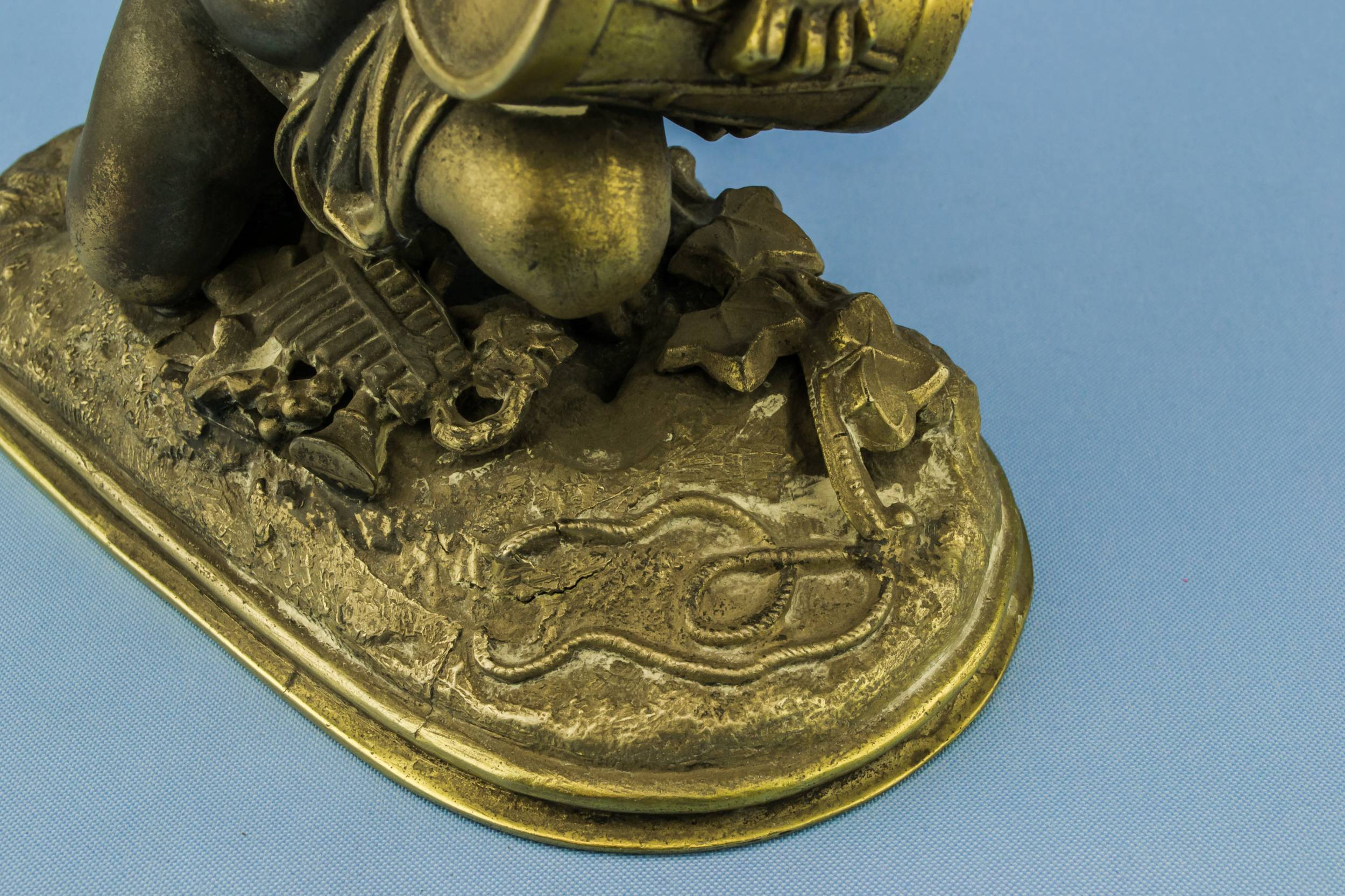 Antique Victorian SCULPTURE — Bronze sculpture of a baby 4