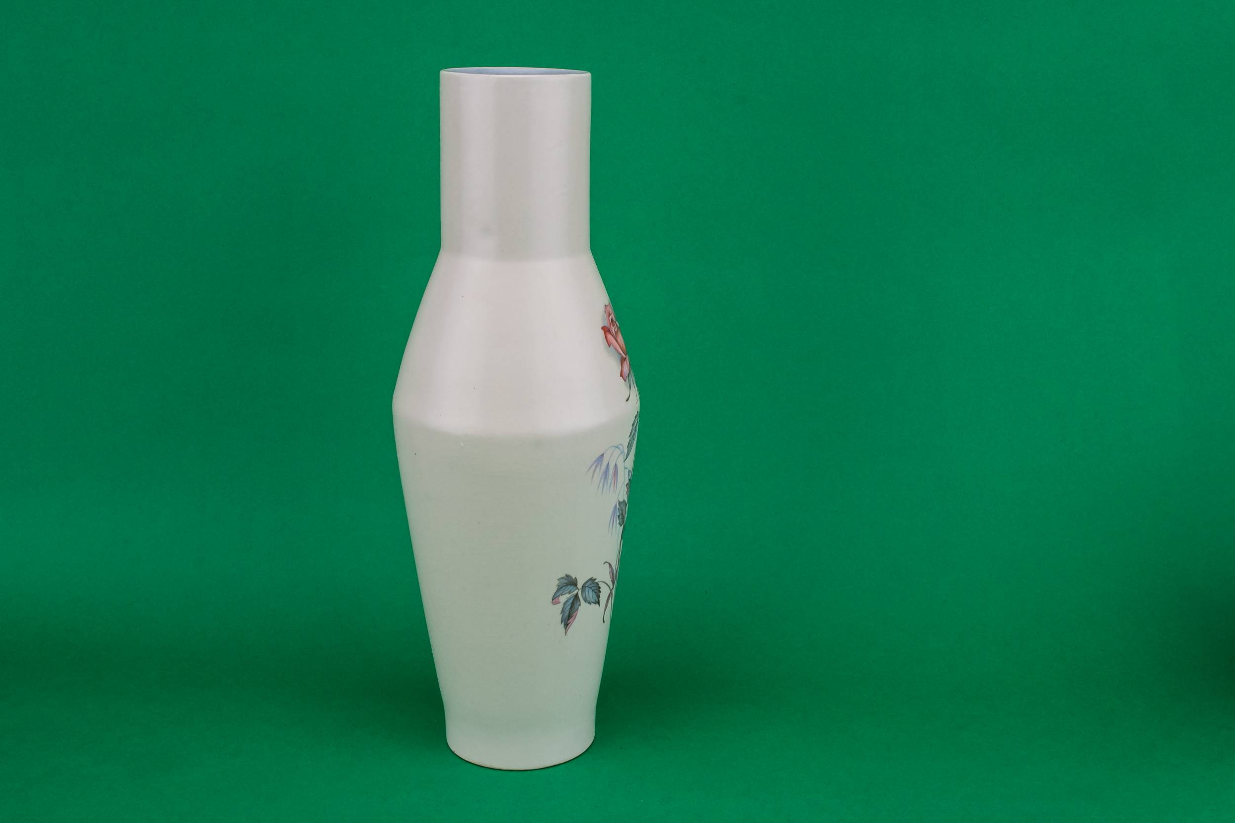 Vintage Ceramic Burgess — Tall flower vase 1