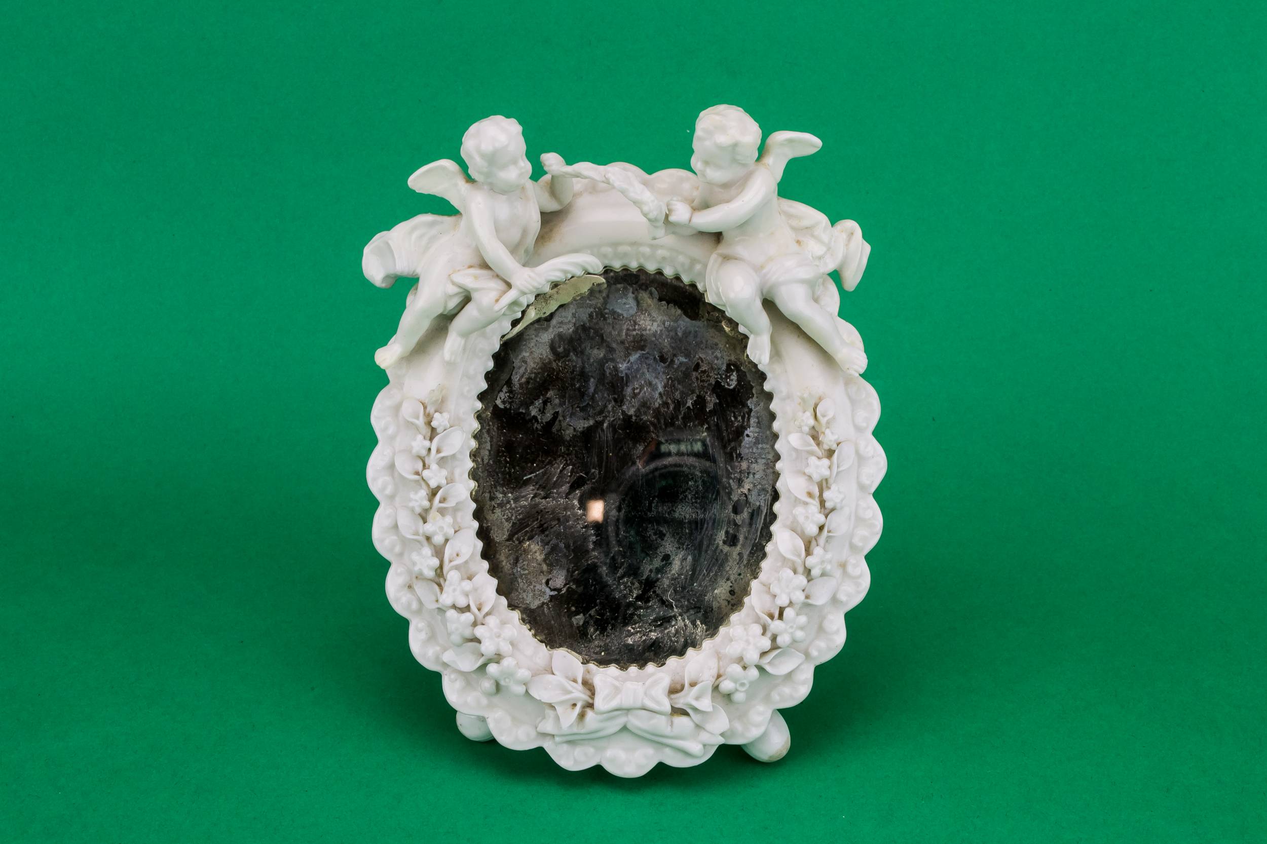 Neo-classical Antique Floral — Small porcelain mirror