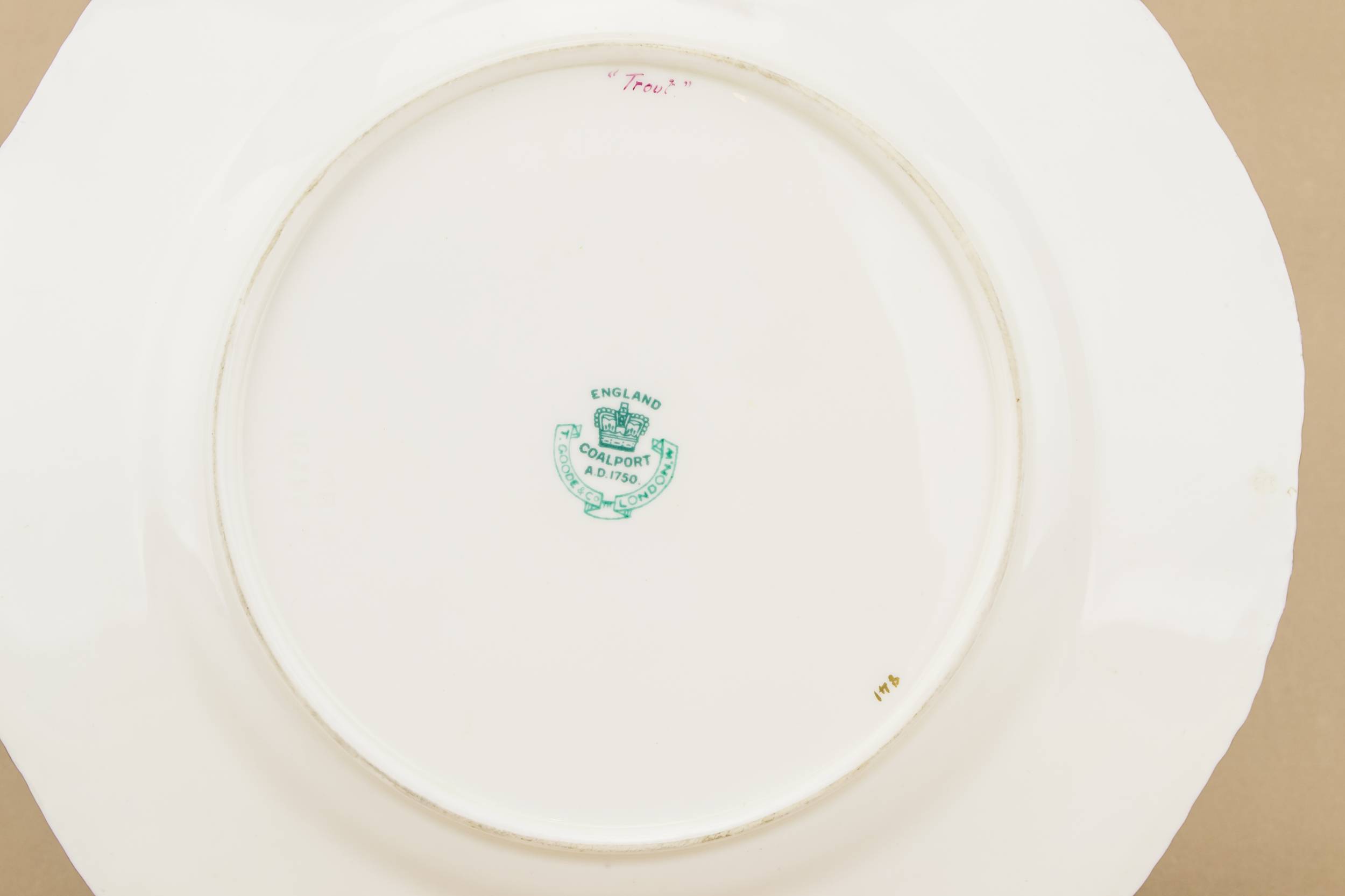 Small Elegant PLATE — Small dessert plate 3