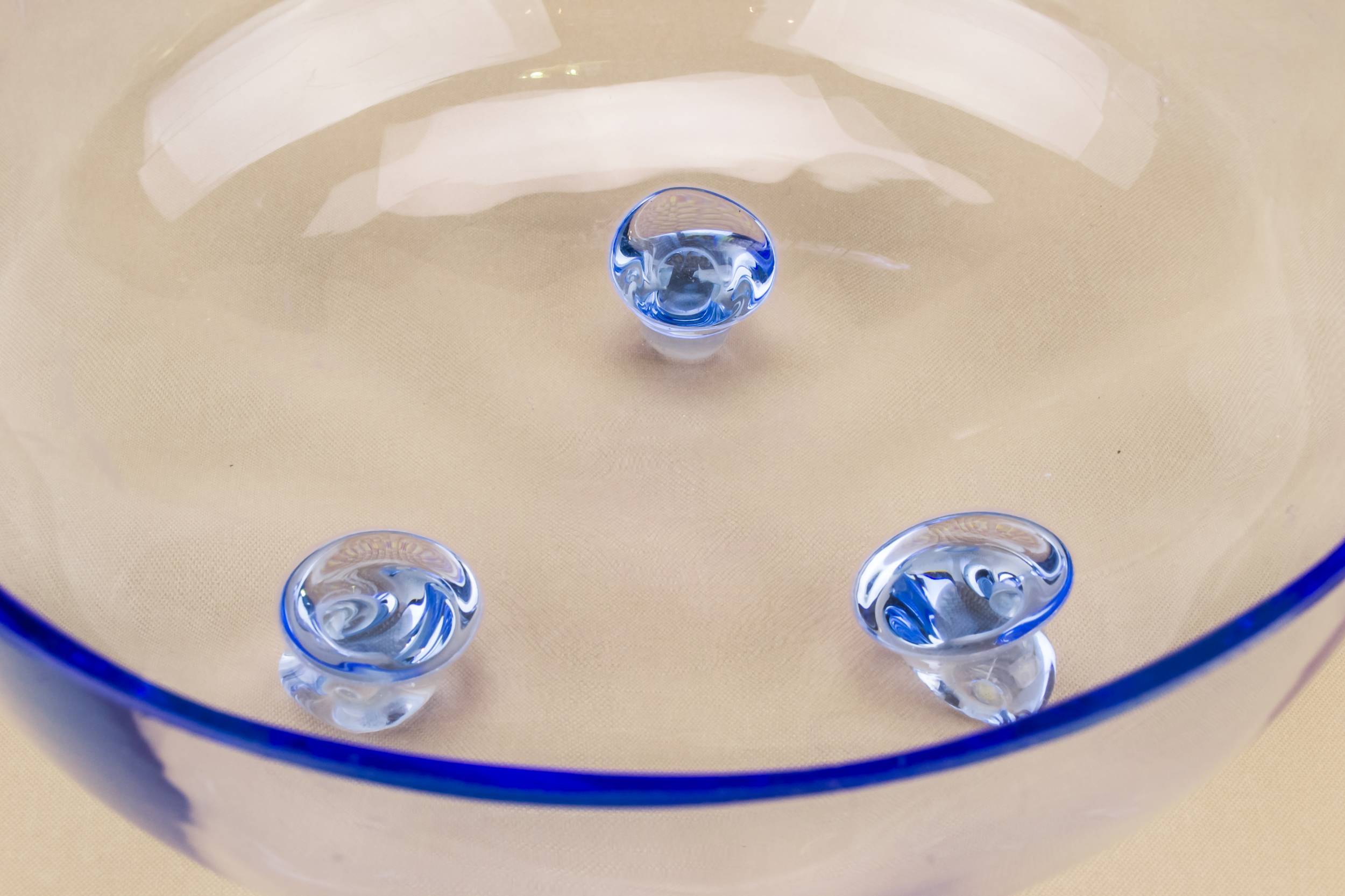 Elegant Vintage Minimalist — Blue glass dessert set 3