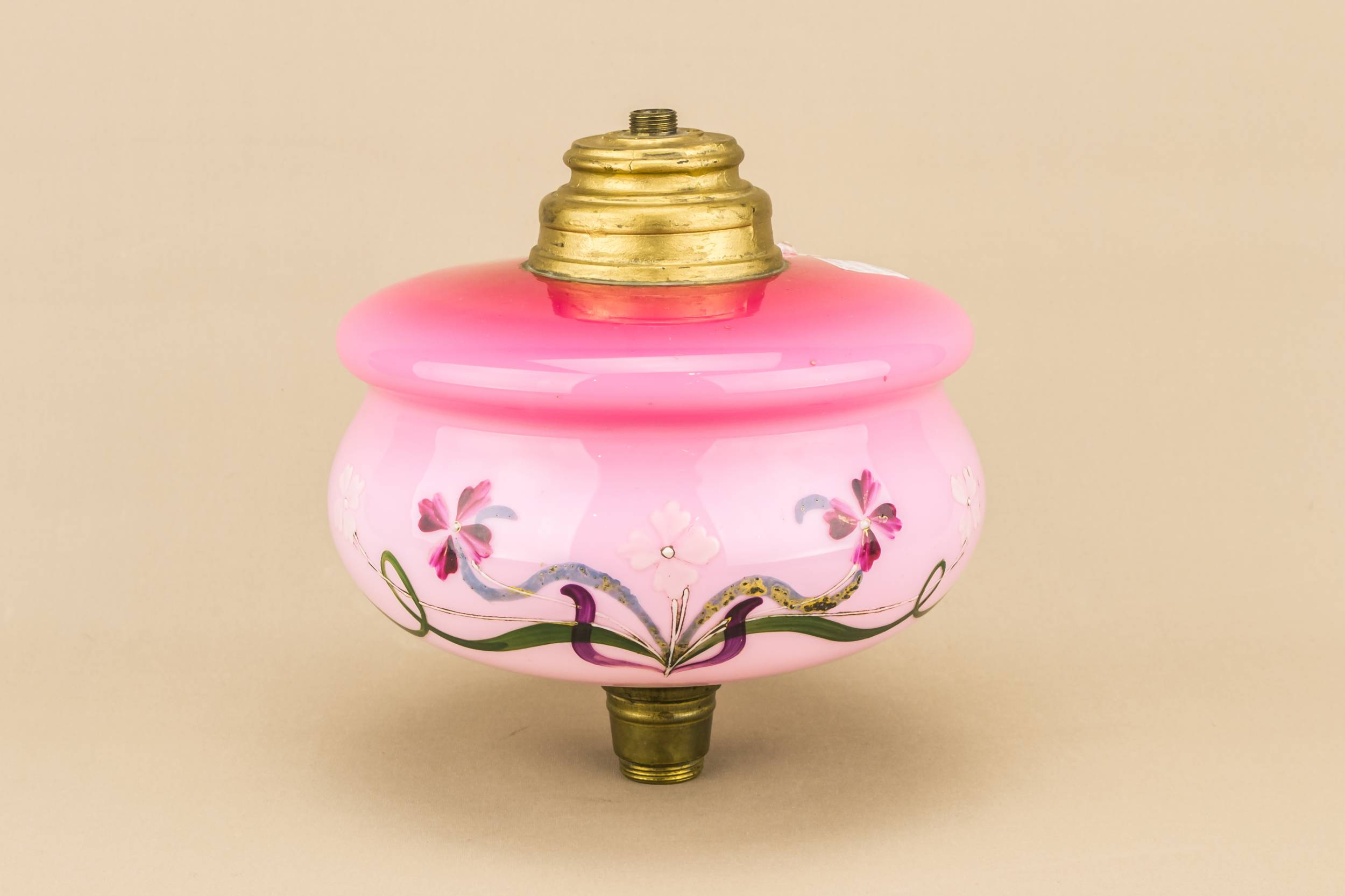Art Nouveau Elegant — Pink glass oil lamp canister