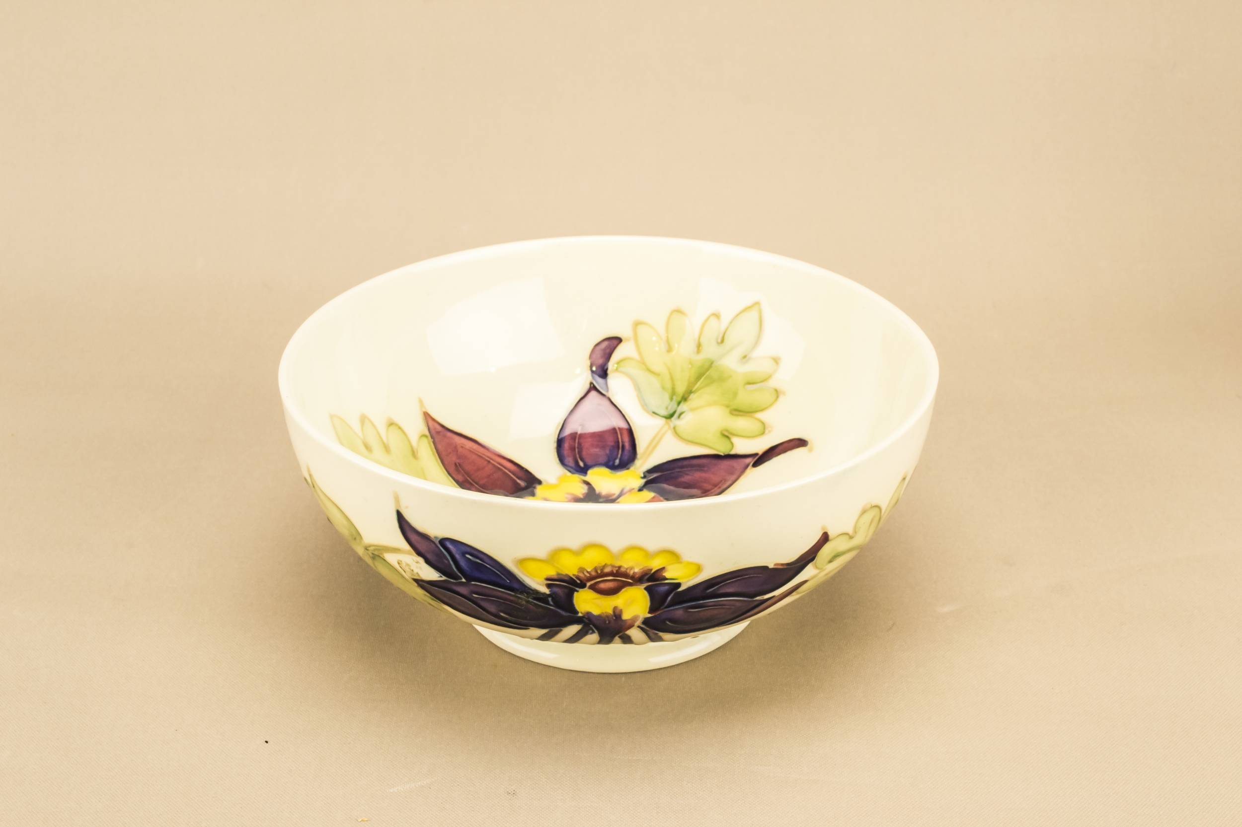 Ceramic Vintage 6.1'' — Moorcroft Columbine bowl 3