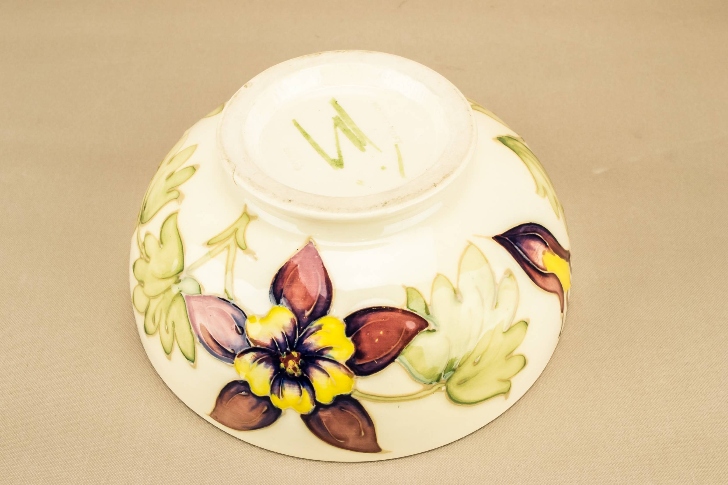 Ceramic Vintage 6.1'' — Moorcroft Columbine bowl 4