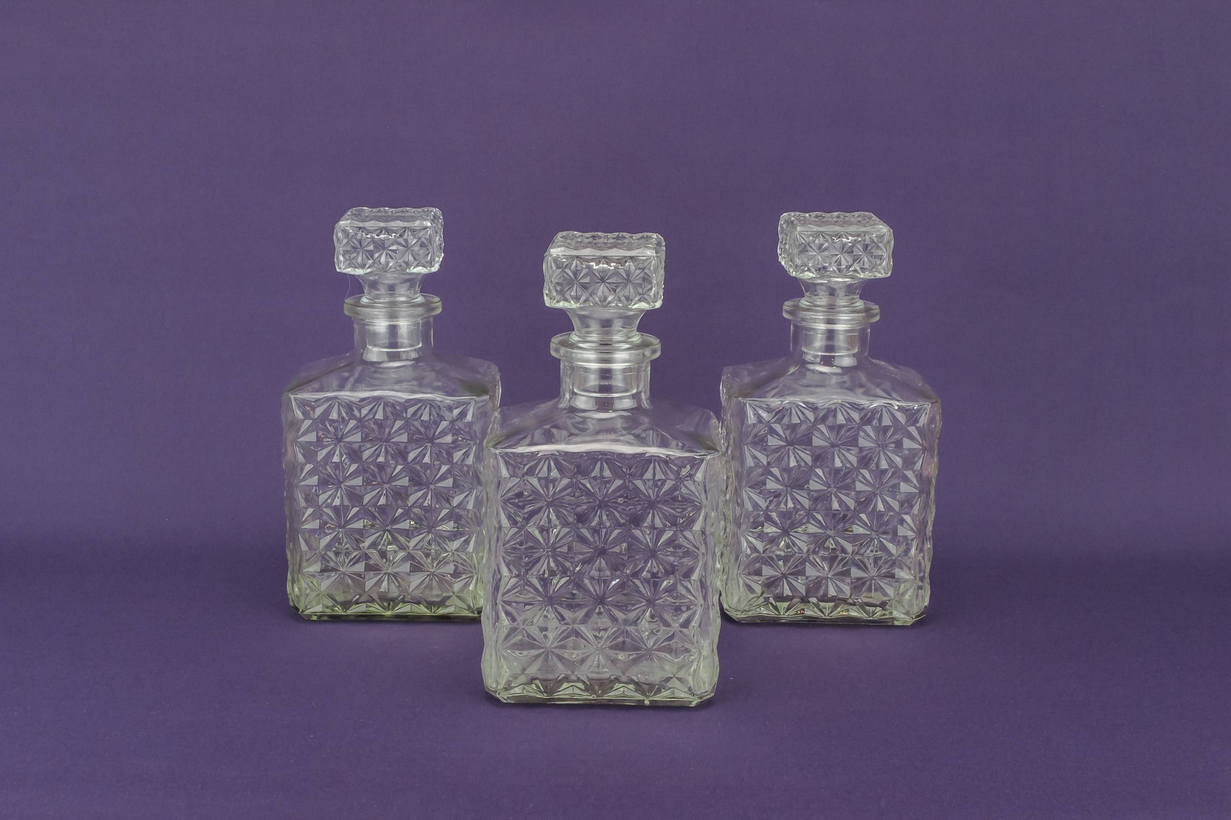 Moulded Retro Dessert — 3 square glass decanters set 5
