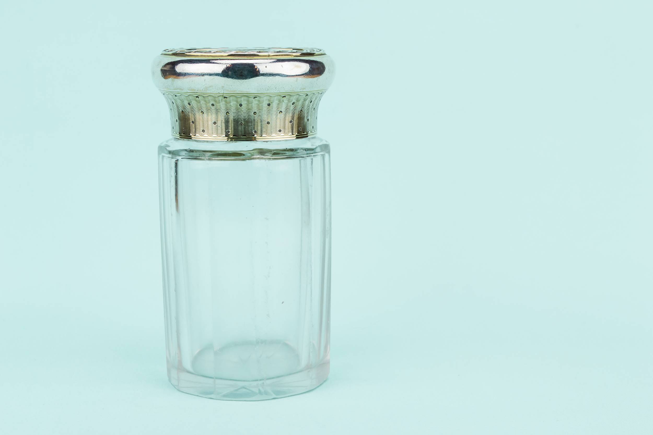 Antique Edwardian Sterling — Silver dressing table bottle 1
