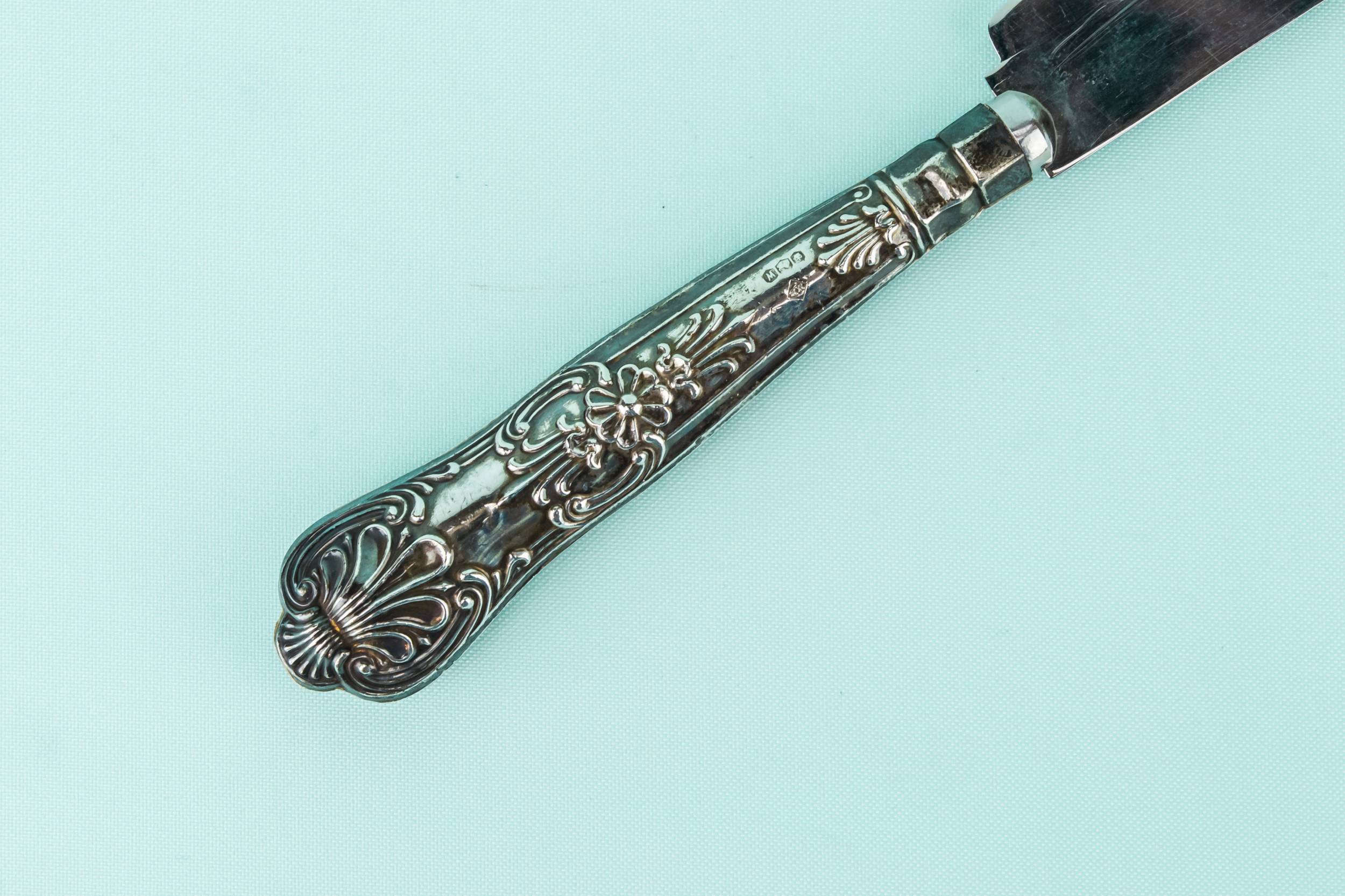 Vintage Classical Sterling — Silver bread knife 2