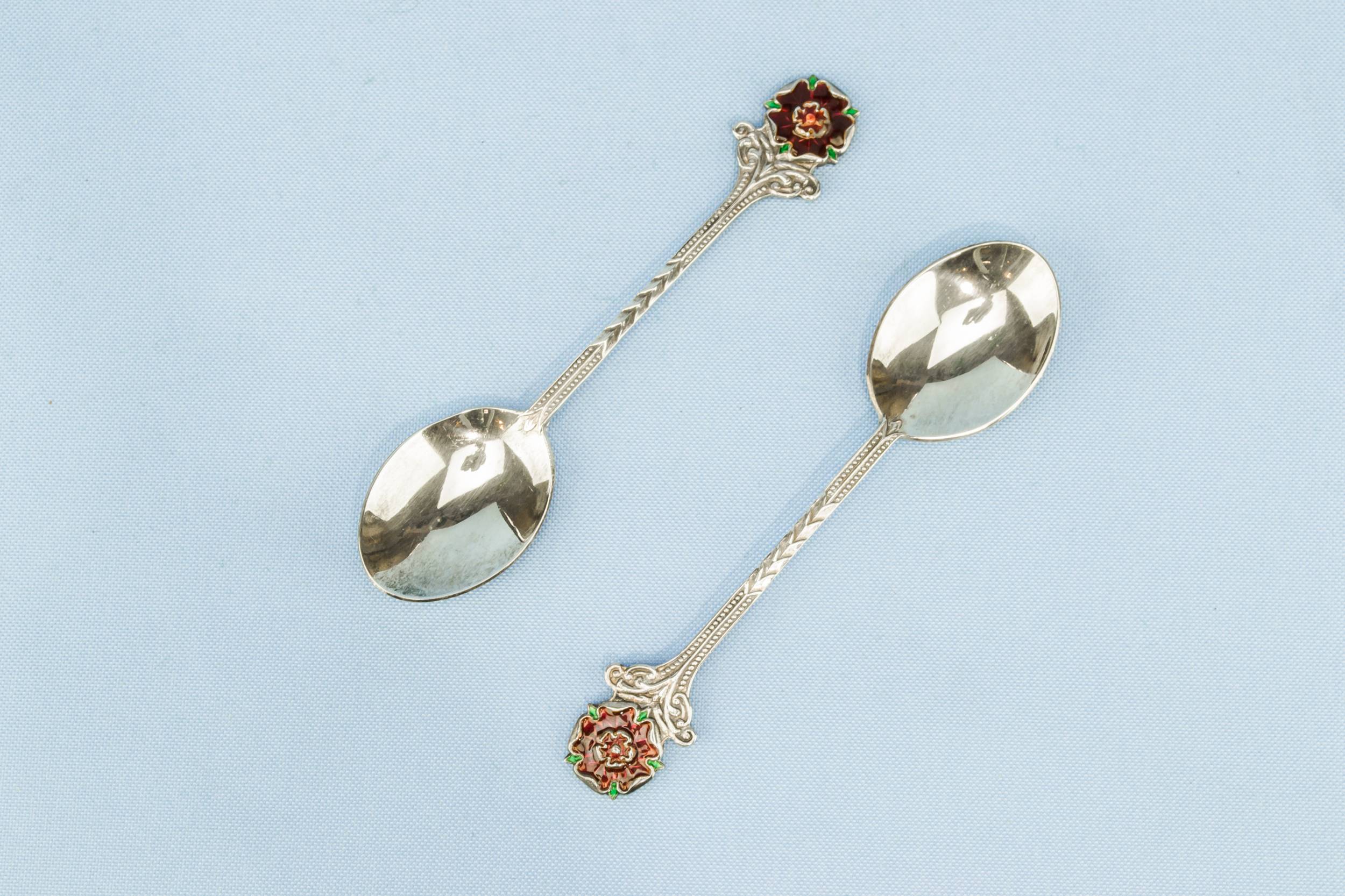 Vintage Elegant Sterling — 6 silver coffee spoons