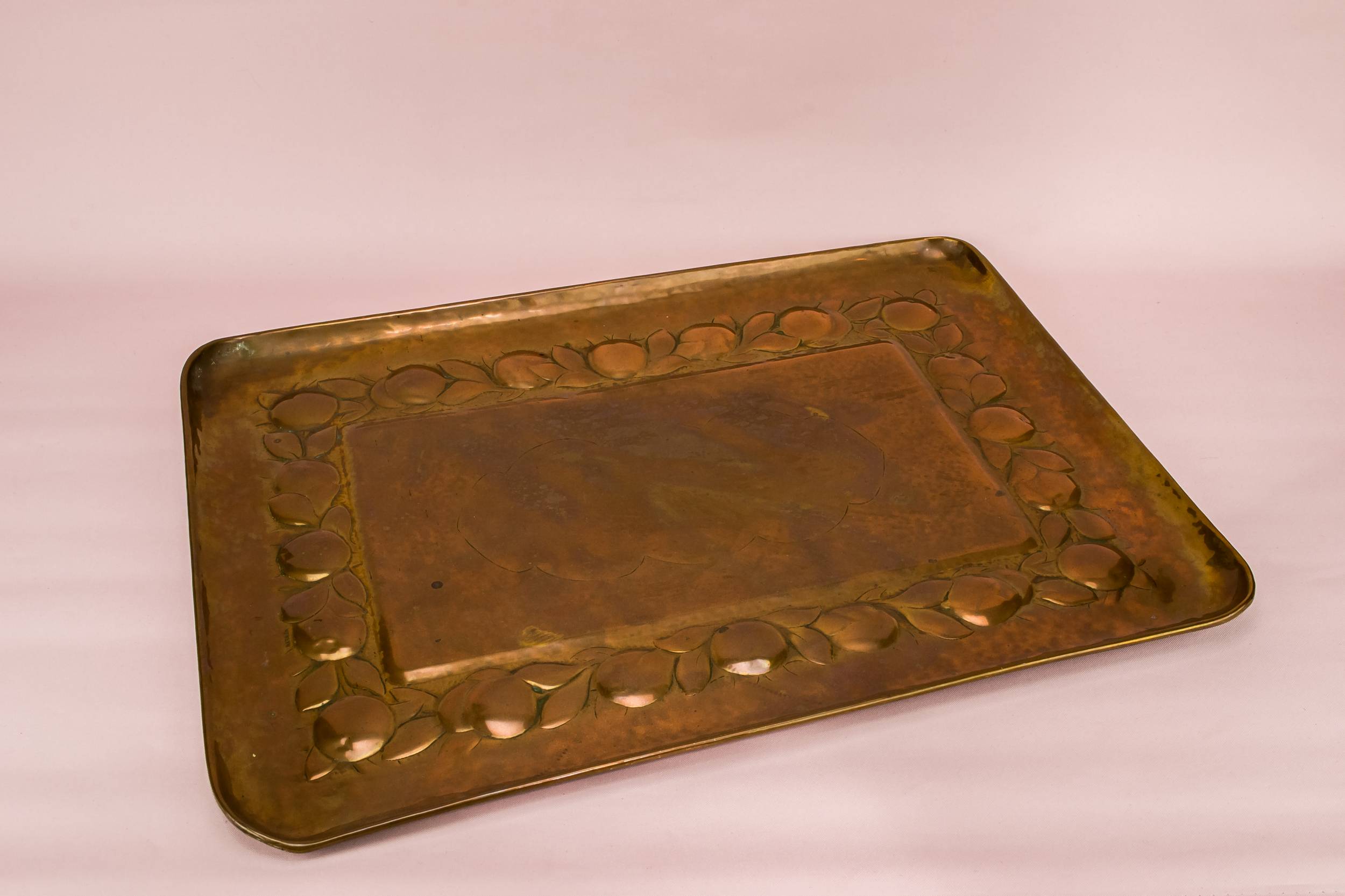 Classical Antique TRAY — Arts & Crafts copper tray 4