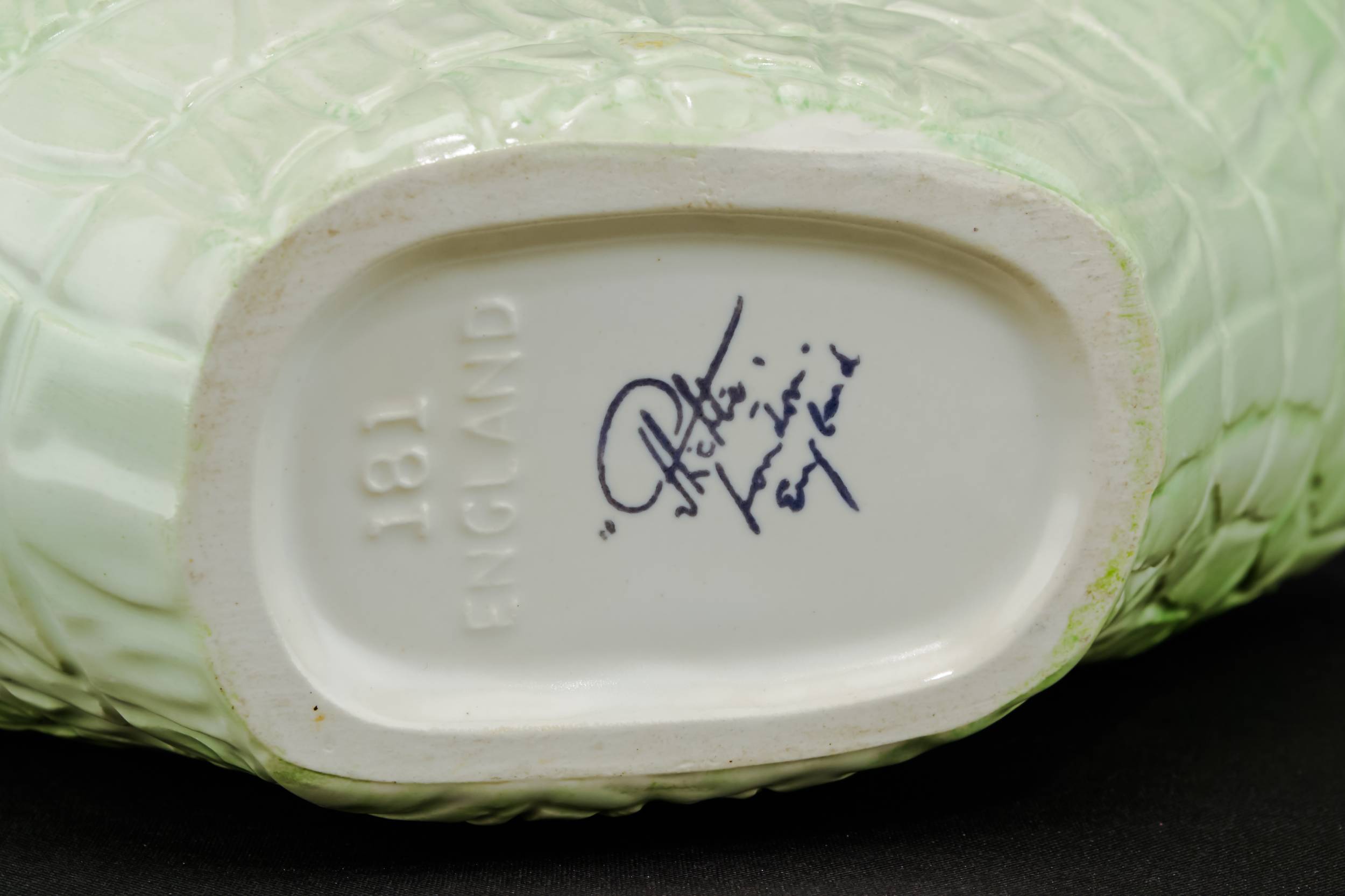 Elegant Art Deco — Green basket bowl 4