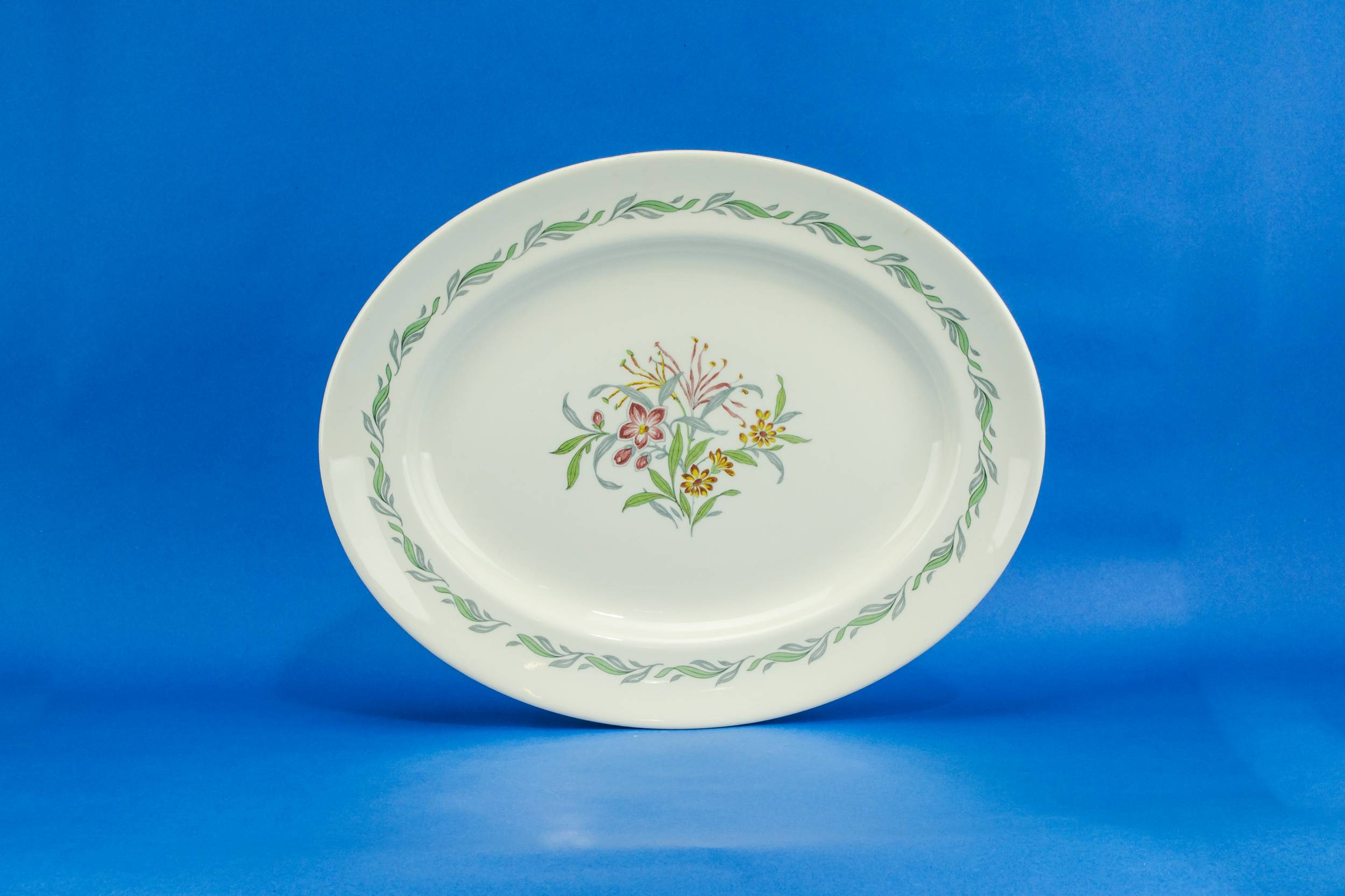 Mid-century Modern Vintage — Royal Doulton platter