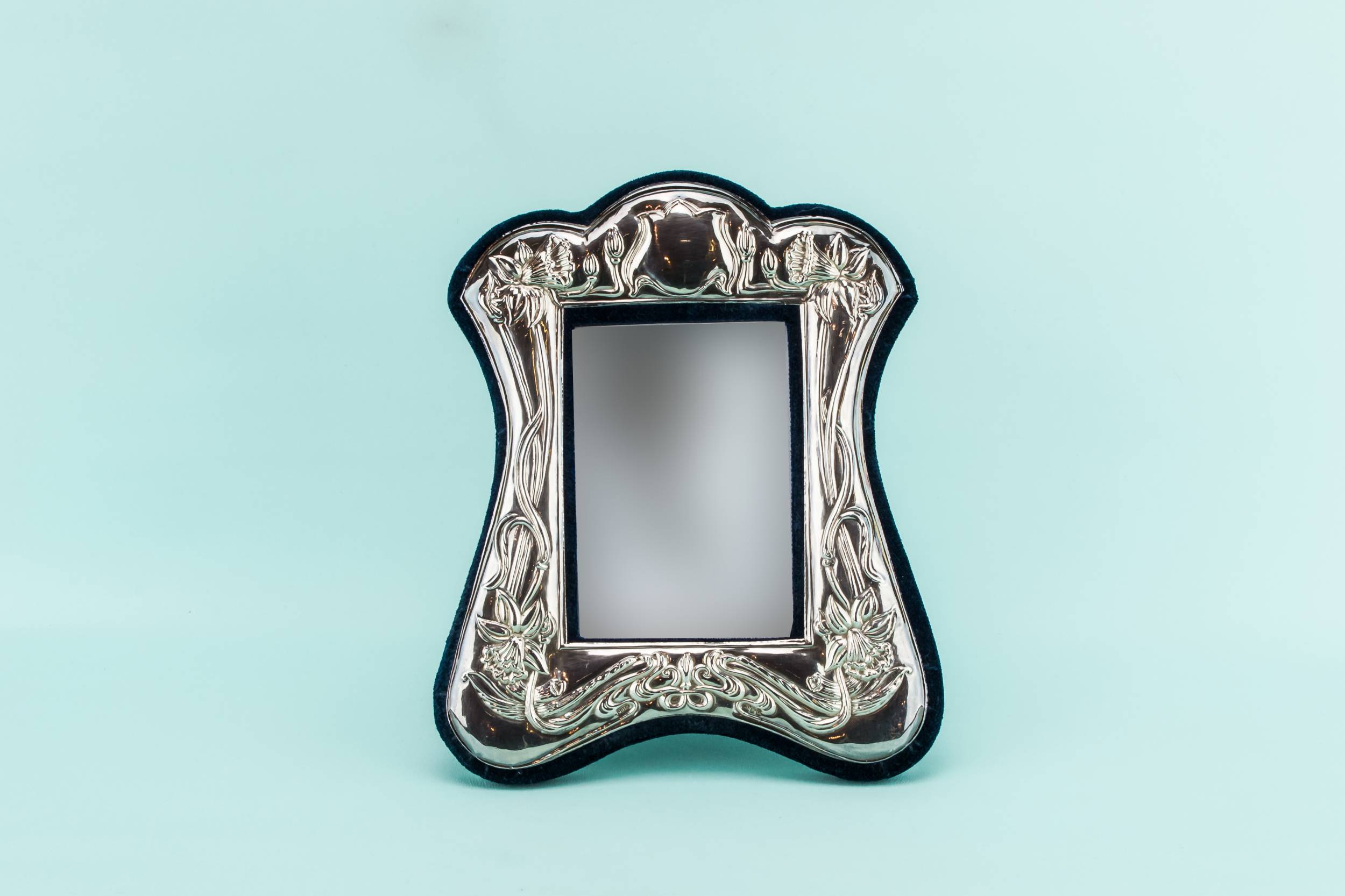 Art Nouveau Elegant — Sterling silver photo frame